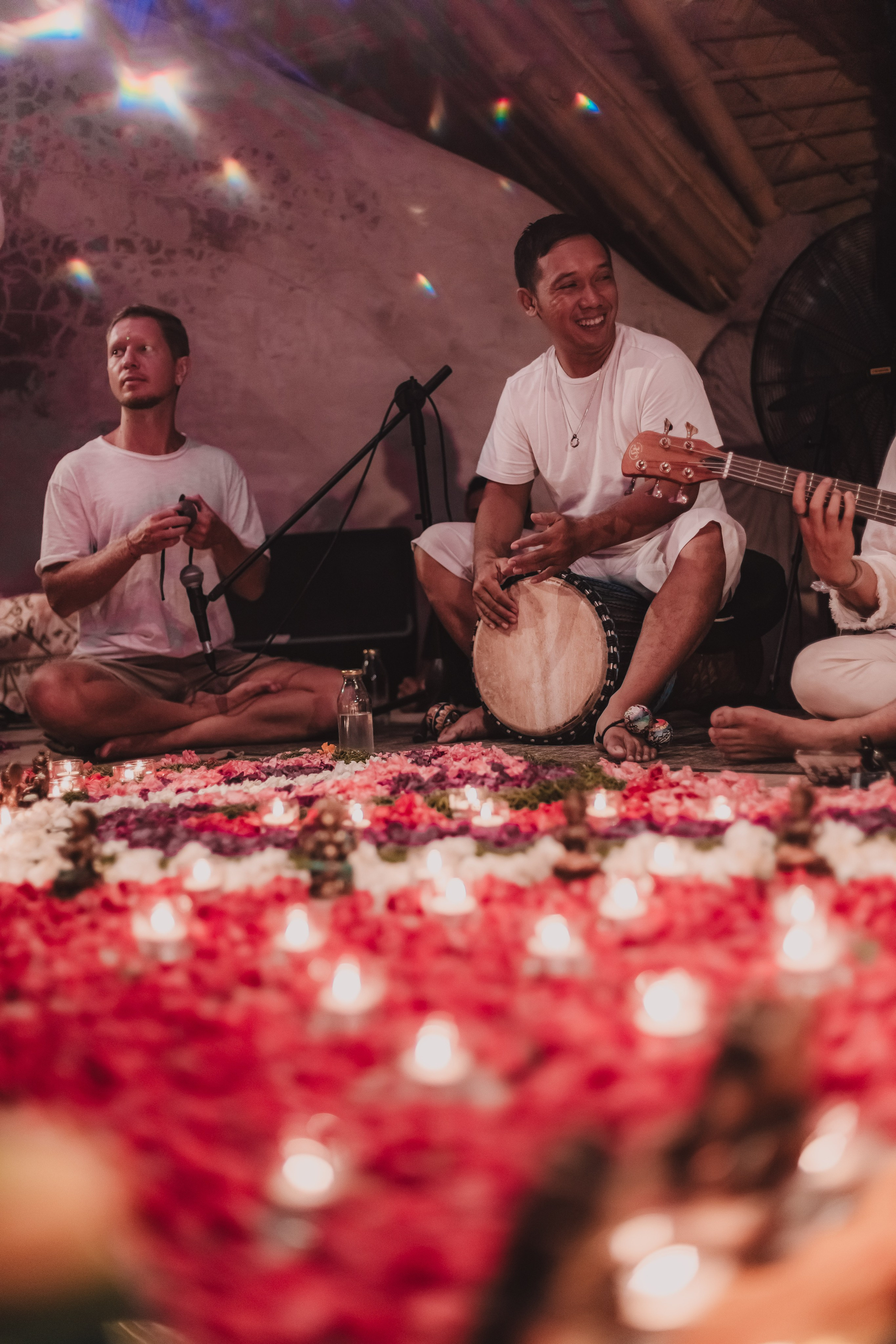 Bhakti Bliss kirtan at Alchemy. Mariam Bagdasaryan