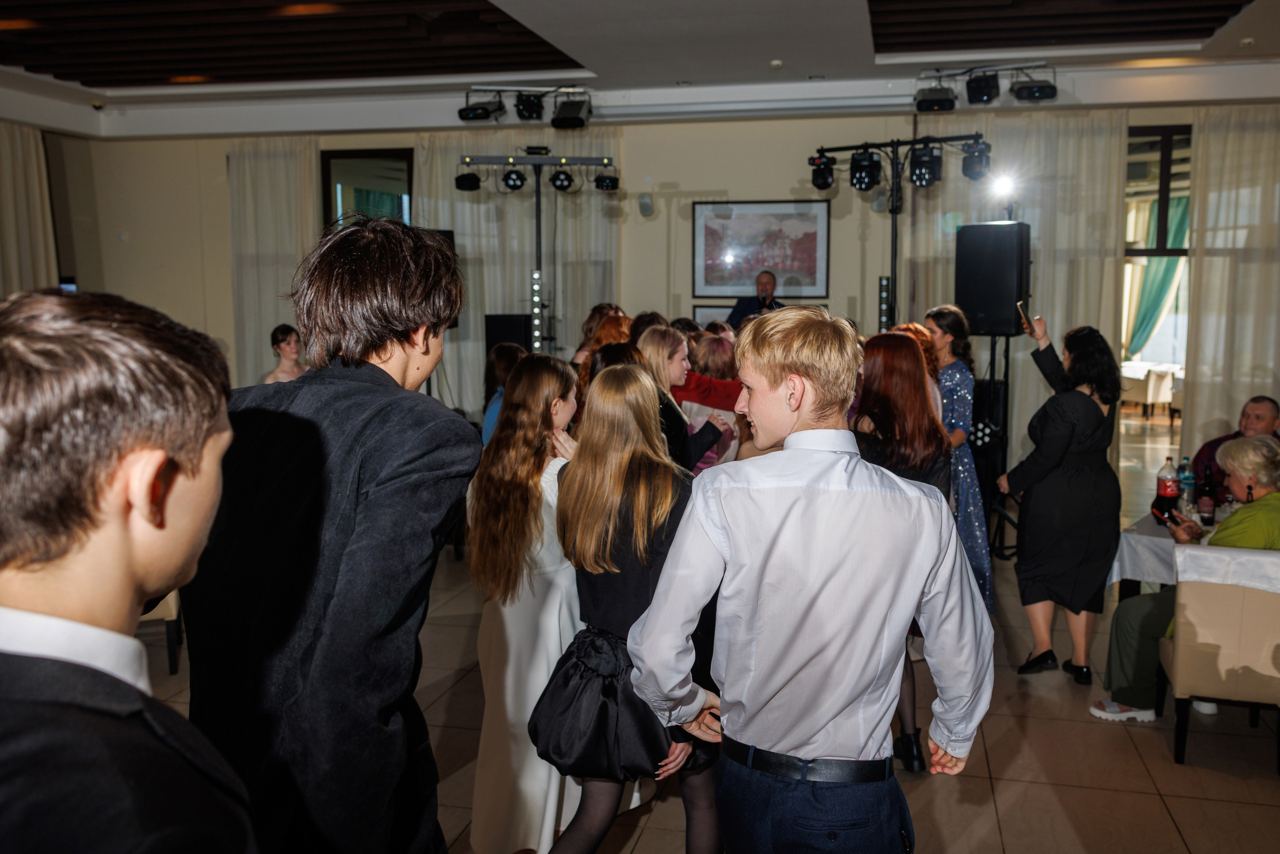 Выпускной 2025 Шк 10. Коммерческий фотограф Андрей Тремасов