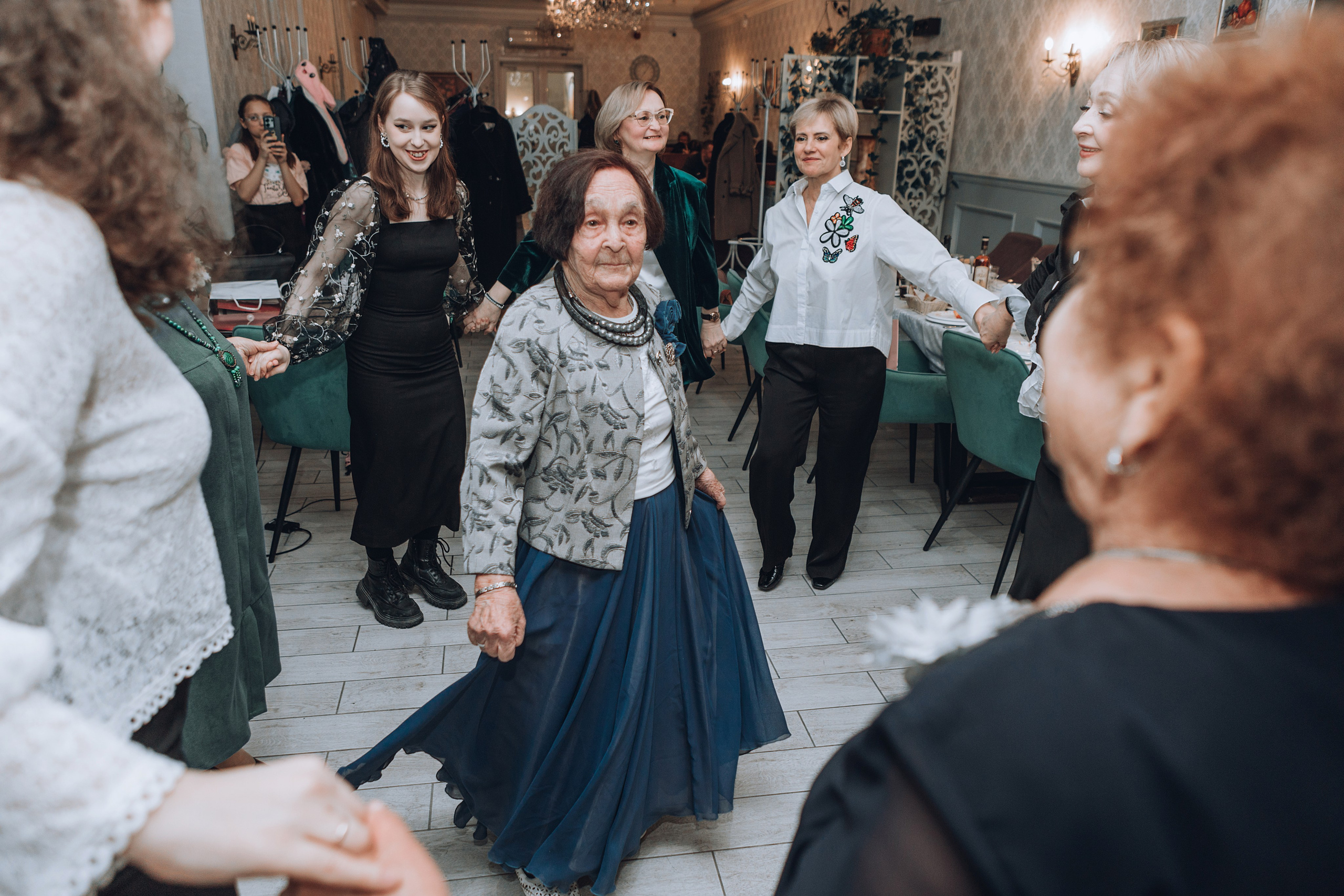 90-летний юбилей Сары Вагаповны. Фотограф в Санкт — Петербурге Анна Конофало