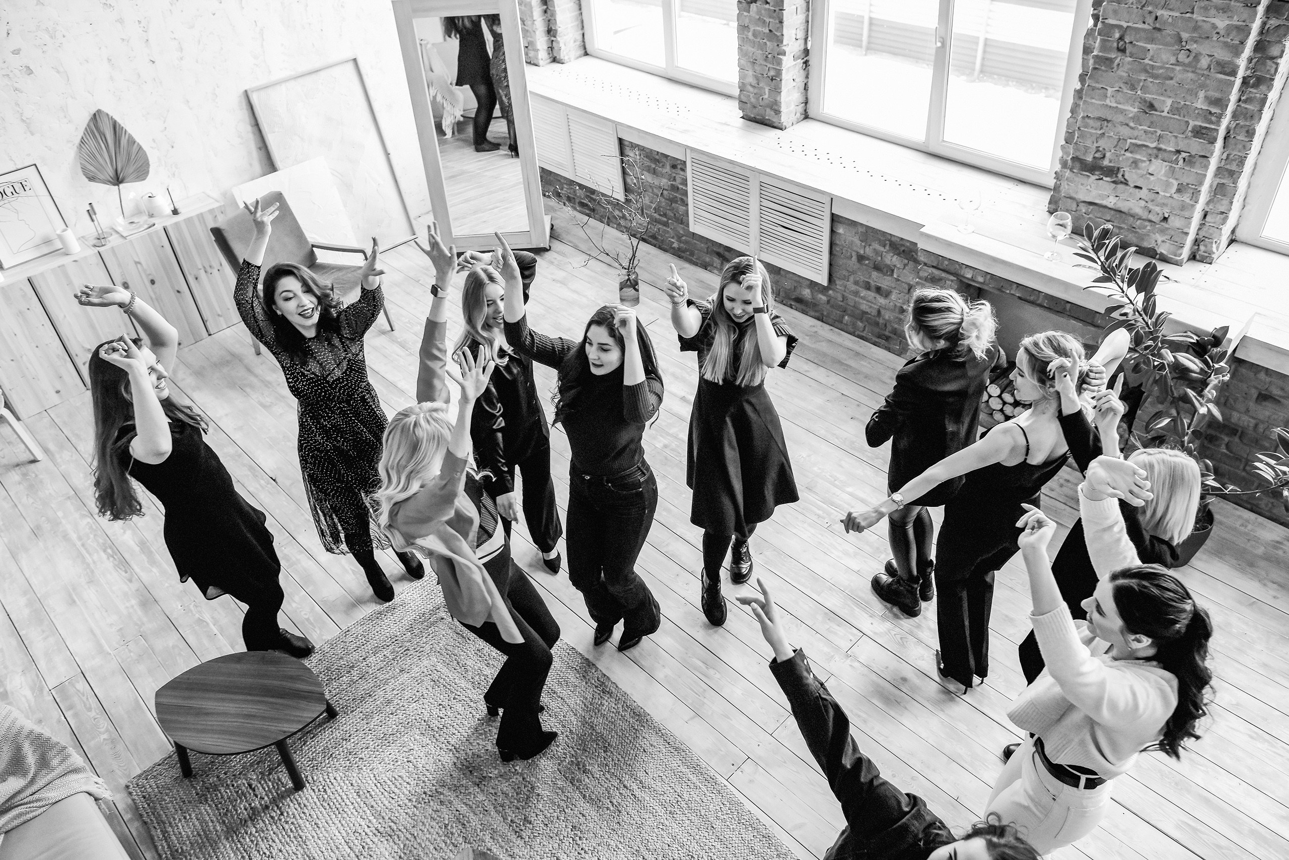 Фотограф на девичник в Красноярске: фотосессия для подруг. 📸 Свадебный и семейный фотограф в Красноярске Тихомиров Евгений | 17 лет опыта | 800+ свадеб