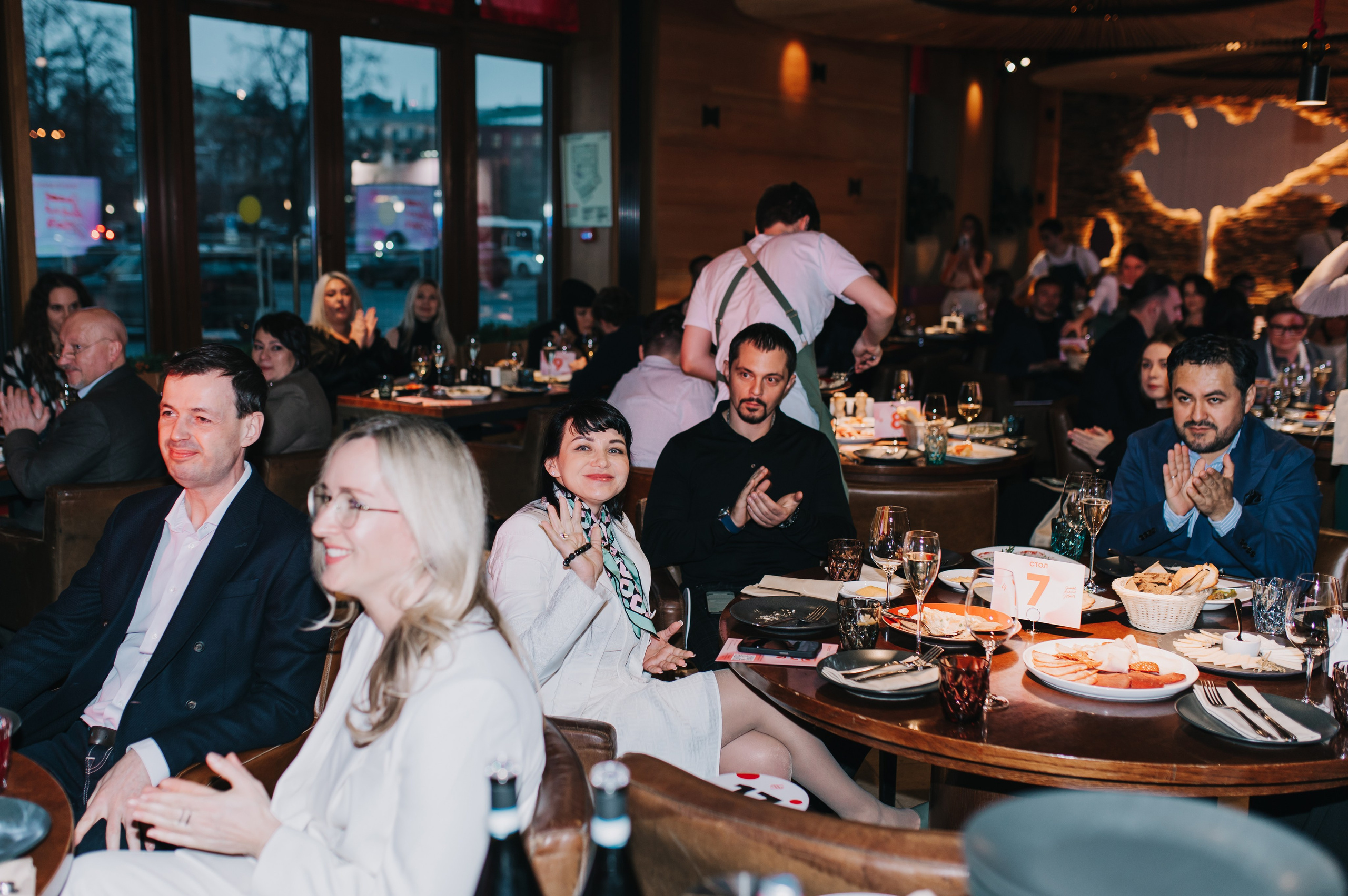 Благотворительный вечер фонда «Самое время жить». Алена Братчук репортажный фотограф