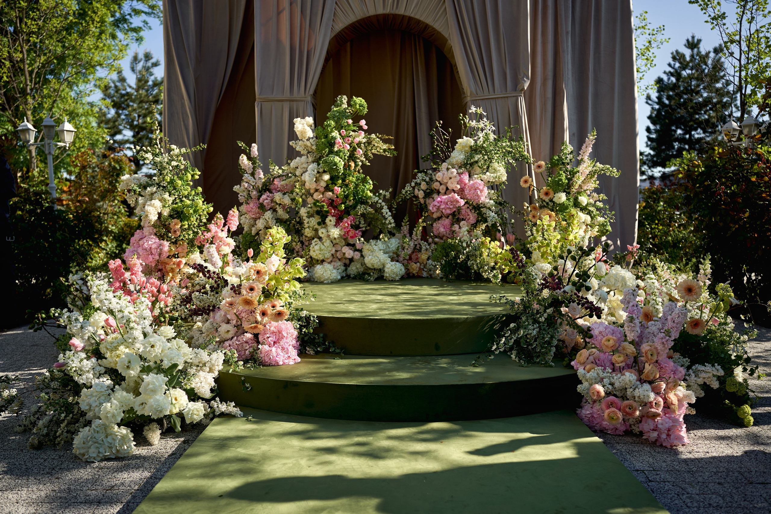 Лучшие свадебные фотографы Краснодара ТВИНС СТУДИО в Zagarro на Армянской свадьбе!. ТВИНС СТУДИО — лучшие свадебные фотографы и видеографы в Краснодаре