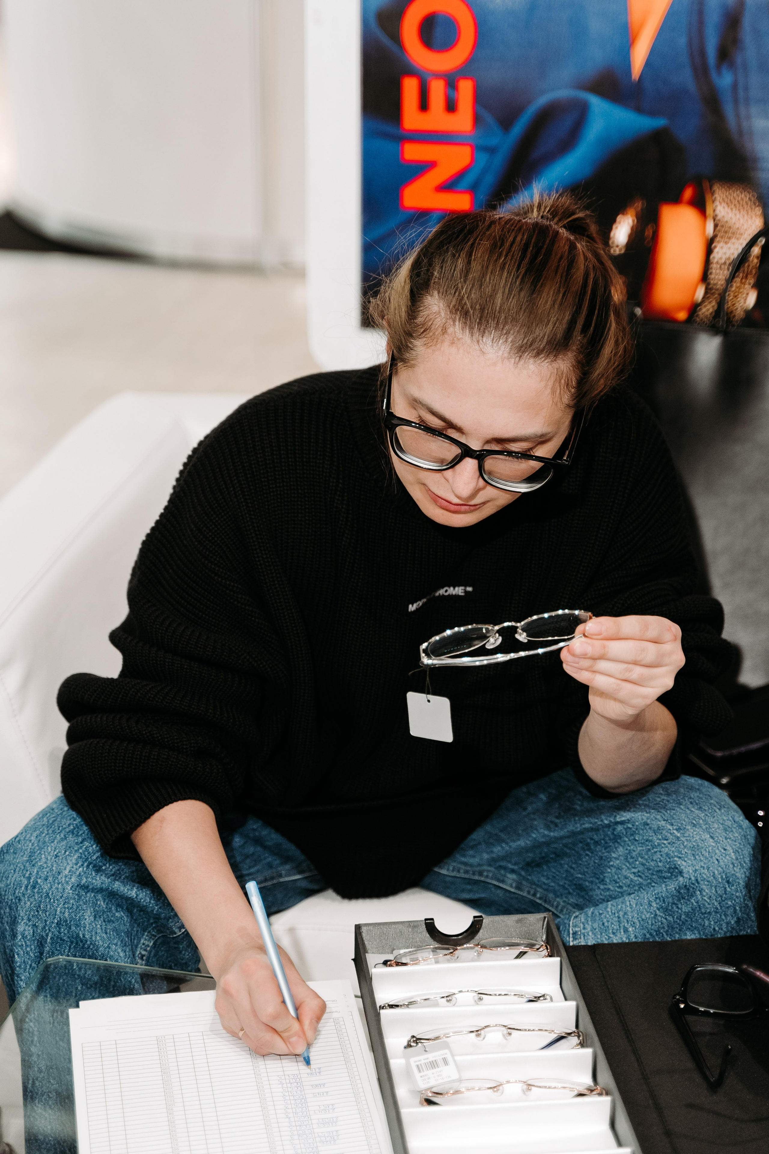 Оптическая_выставка. Репортажный и свадебный фотограф в Москве Рая Небогатова