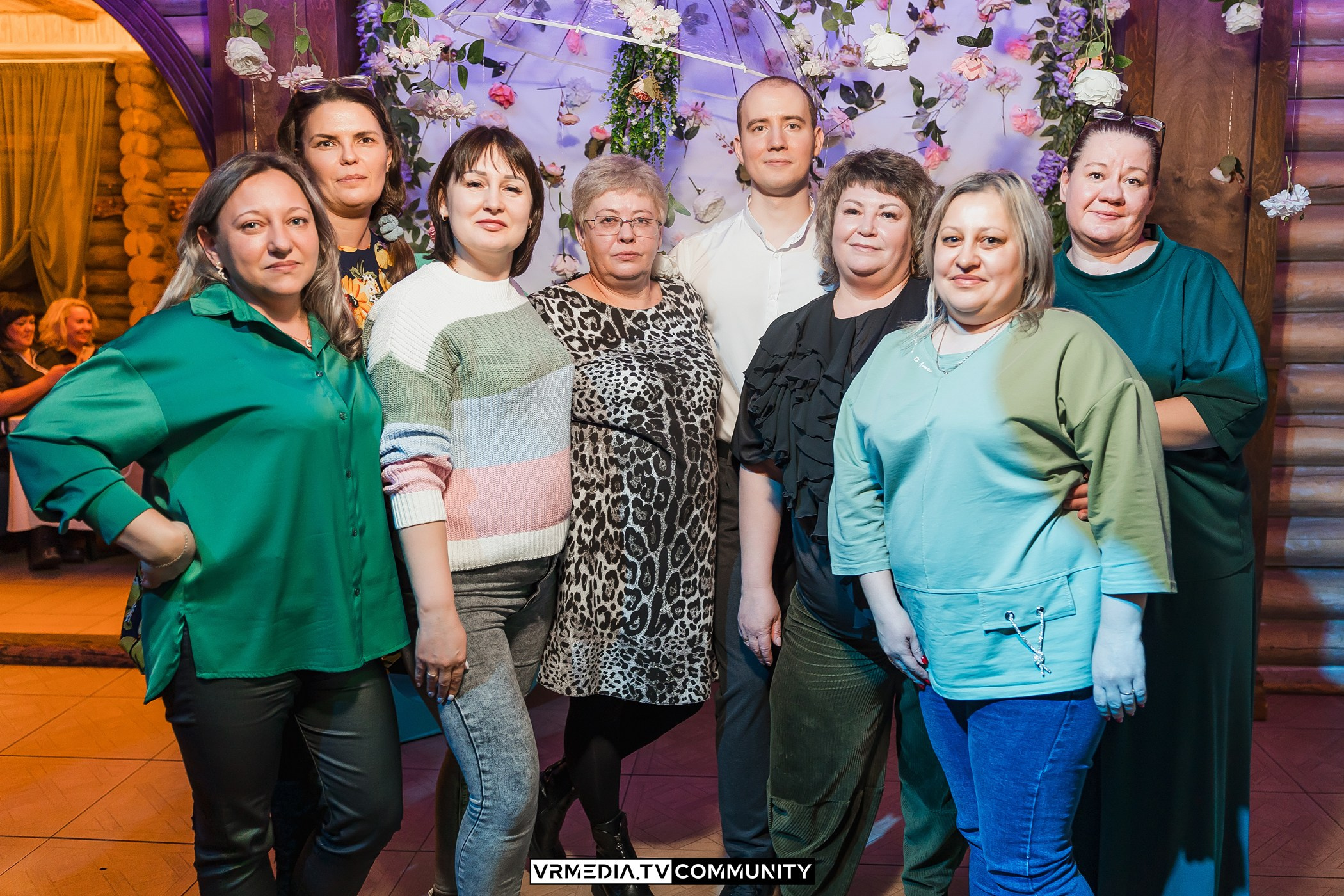 Международный женский день в кафе «У Петровича»