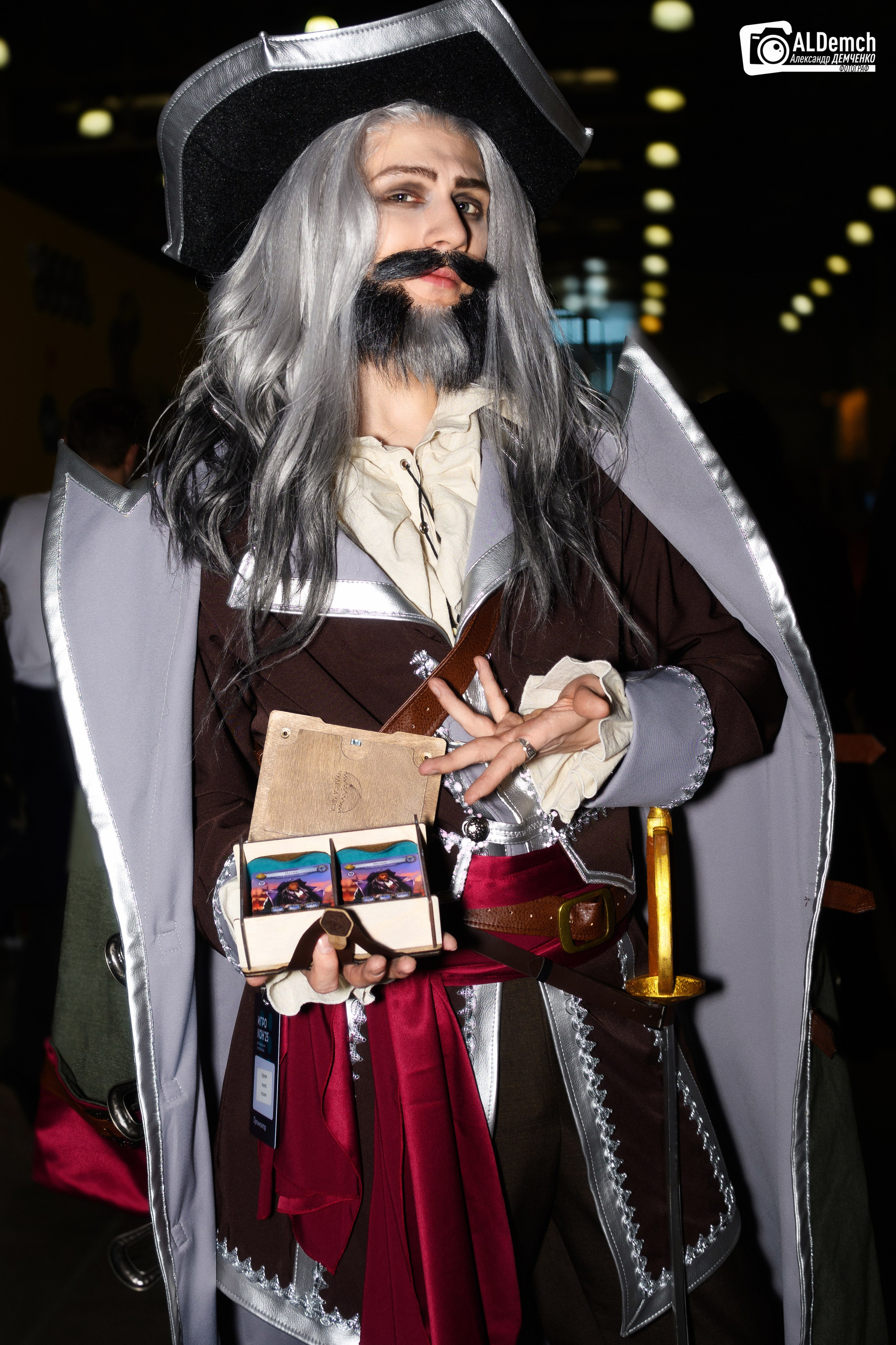 Аниме картинки персонажей и косплей фото в России Москве