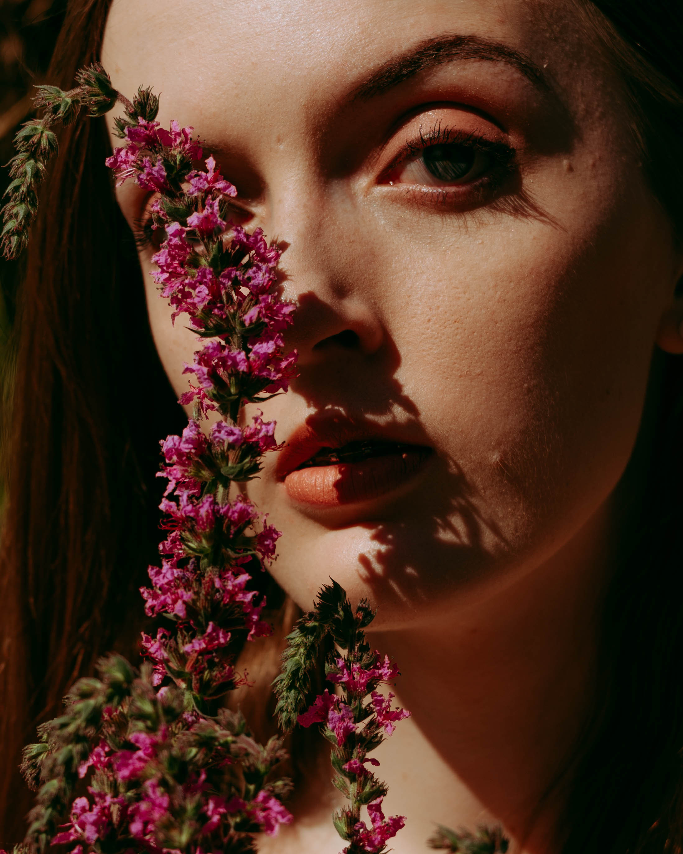 Креативная тематическая индивидуальная портретная съёмка. Фотограф Екатеринбург для вас или вашего бренда