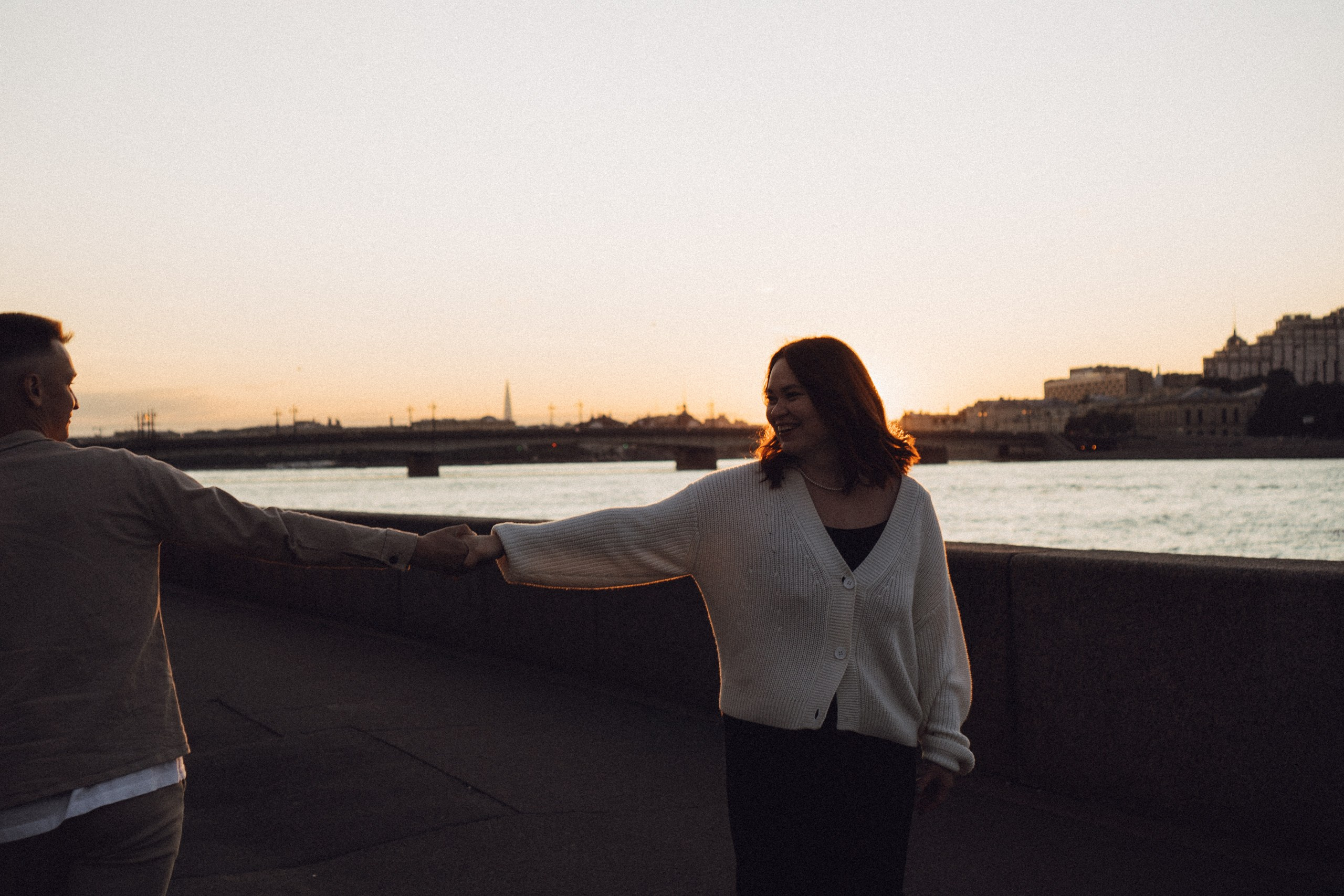 Любовная прогулка на закате. Профессиональный фотограф, Санкт-Петербург — Виктория Богомолова