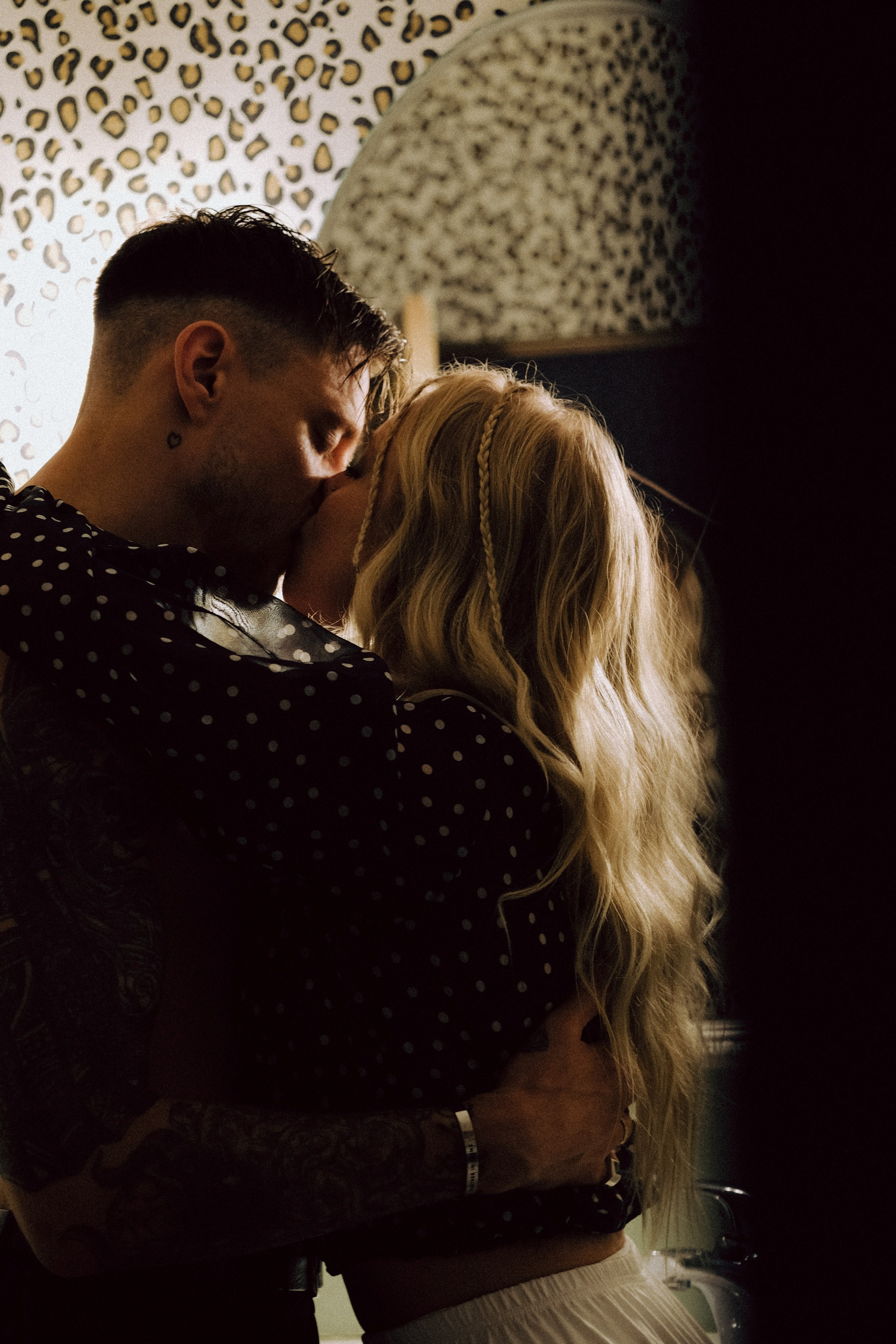 СВАДЕБНАЯ СЬЕМКА С КАБРИОЛЕТОМ В САНТК-ПЕТЕРБУРГЕ НА ПЕТРОГРАДКЕ В ОТЕЛЕ ПАНОРАМИКА. Профессиональный фотограф, Санкт-Петербург — Виктория Богомолова