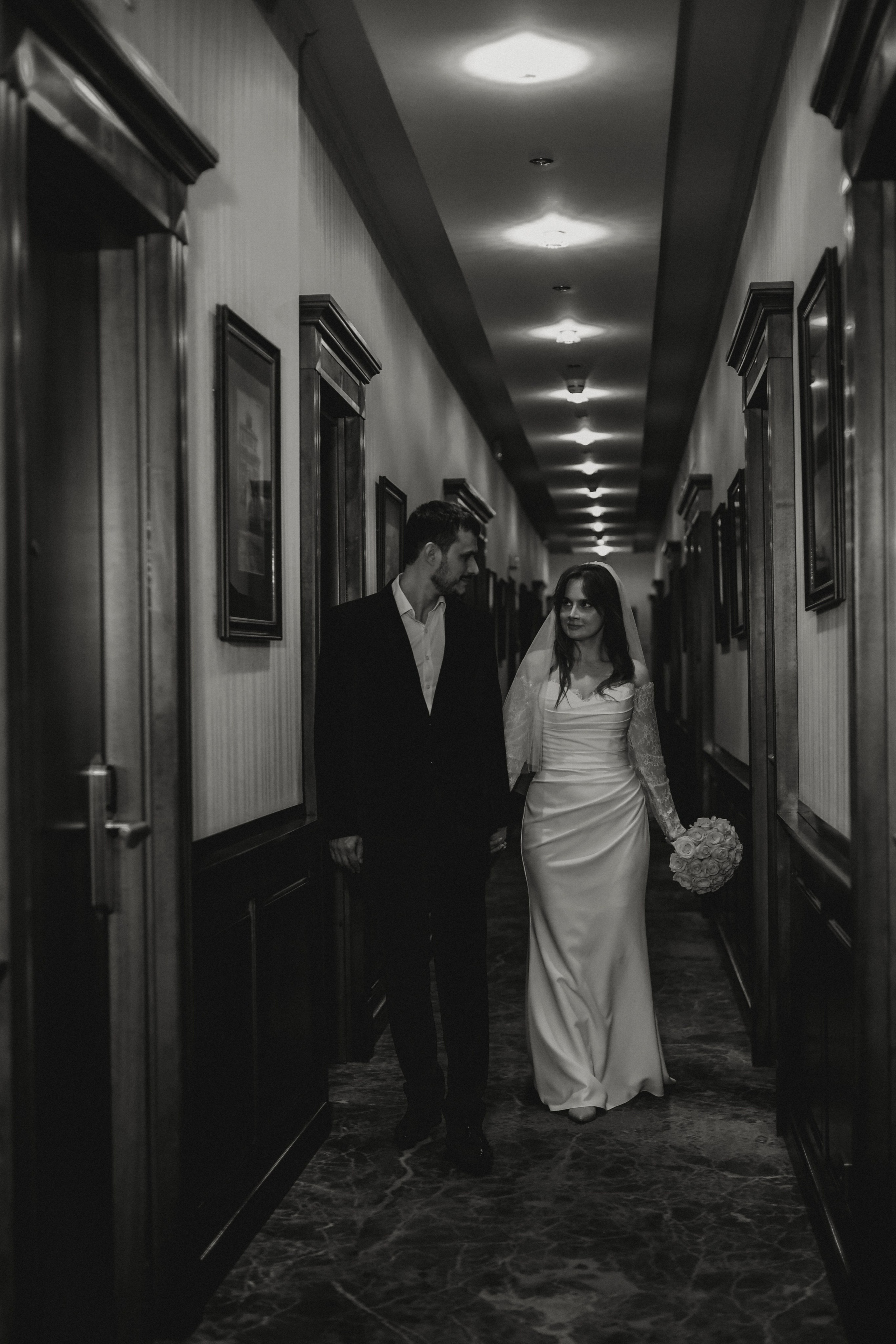 Ира и Денис. Амбассадори + Грибоедовский. Диана Чечель. Свадебный и семейный фотограф в Москве