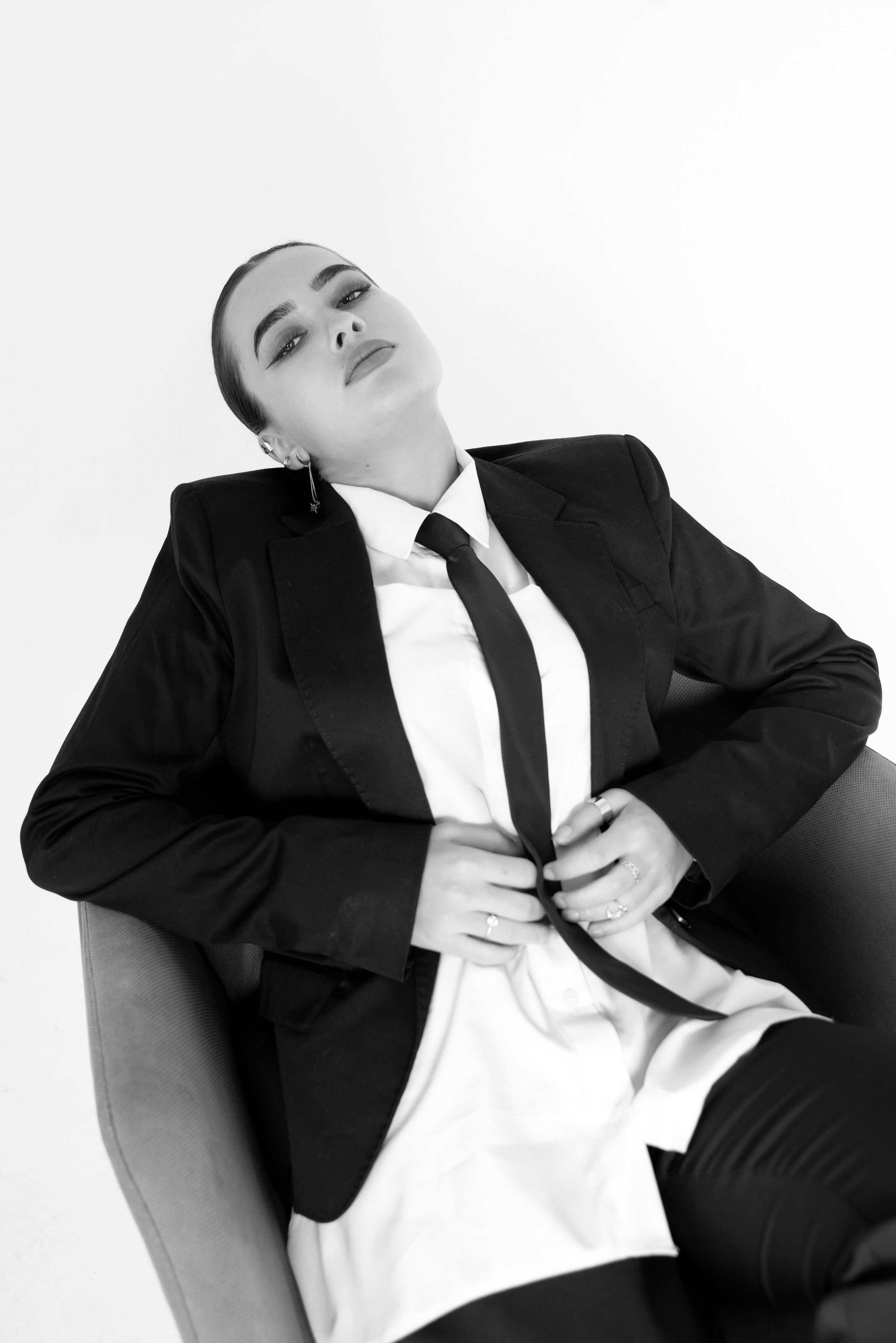 Айтач, съёмка в студии. Фотограф в Москве Безлюдов Михаил