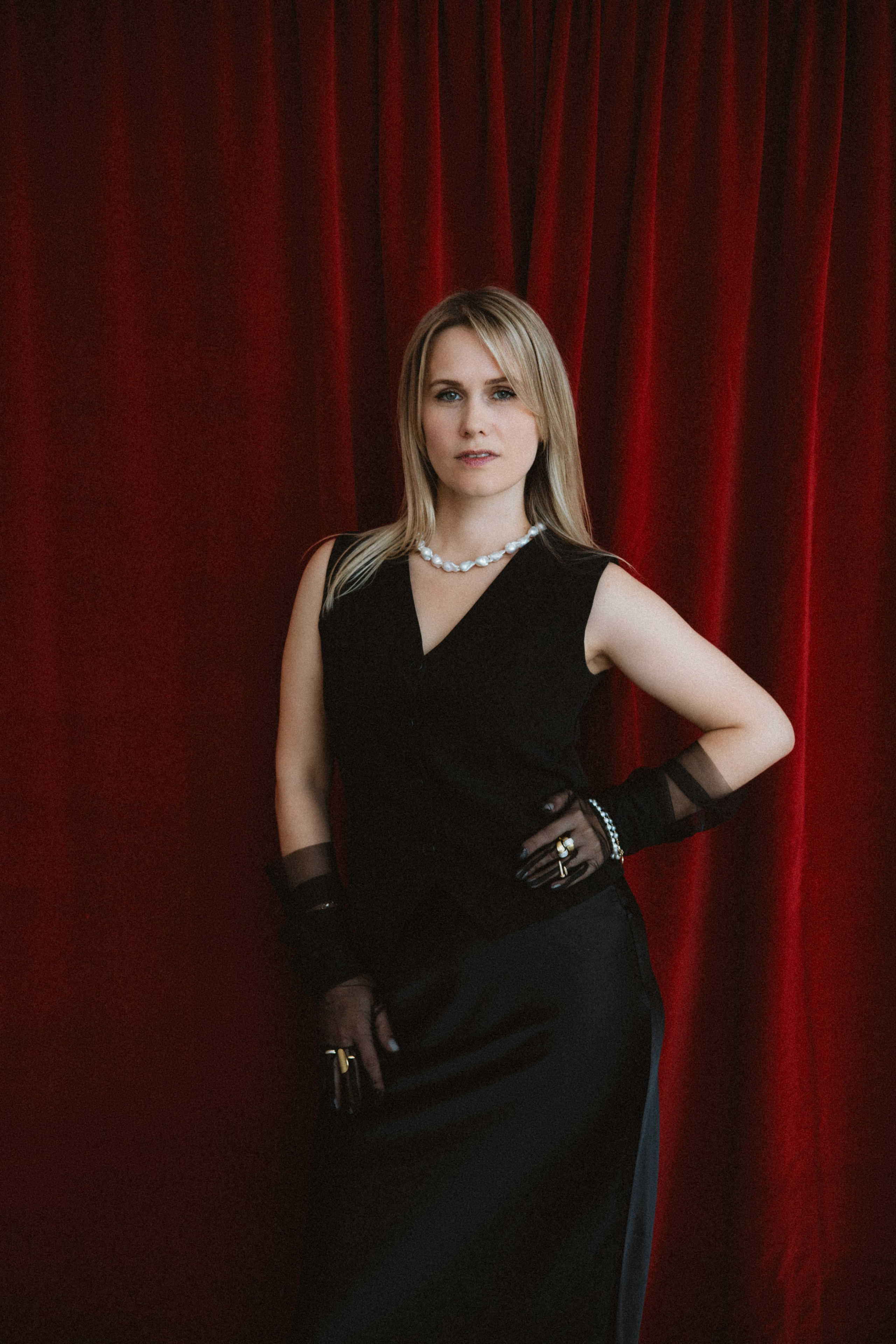 Елена — дизайнер украшений ручной работы (контент и новый образ). Психолог, фотограф Мария Черницкая