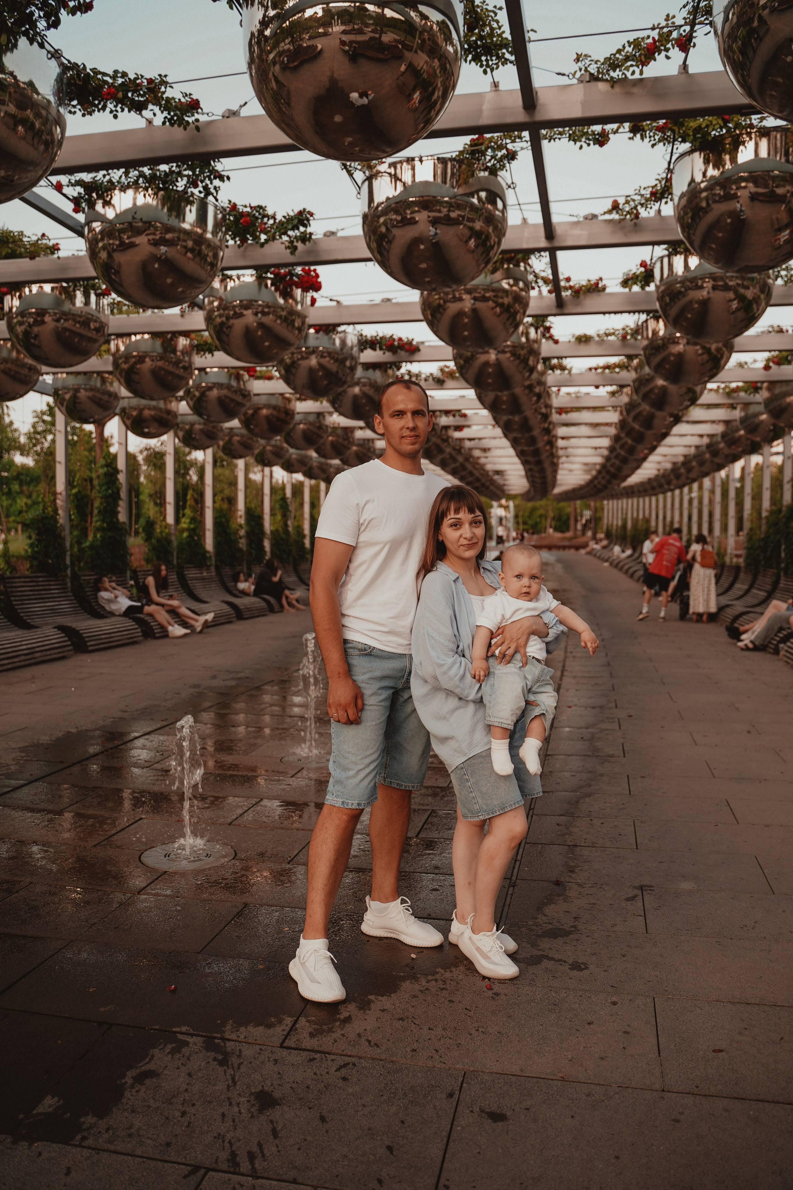 Семейная фотосессия в парке Галицкого. Семейный и женский фотограф в Краснодаре Анастасия Приймак