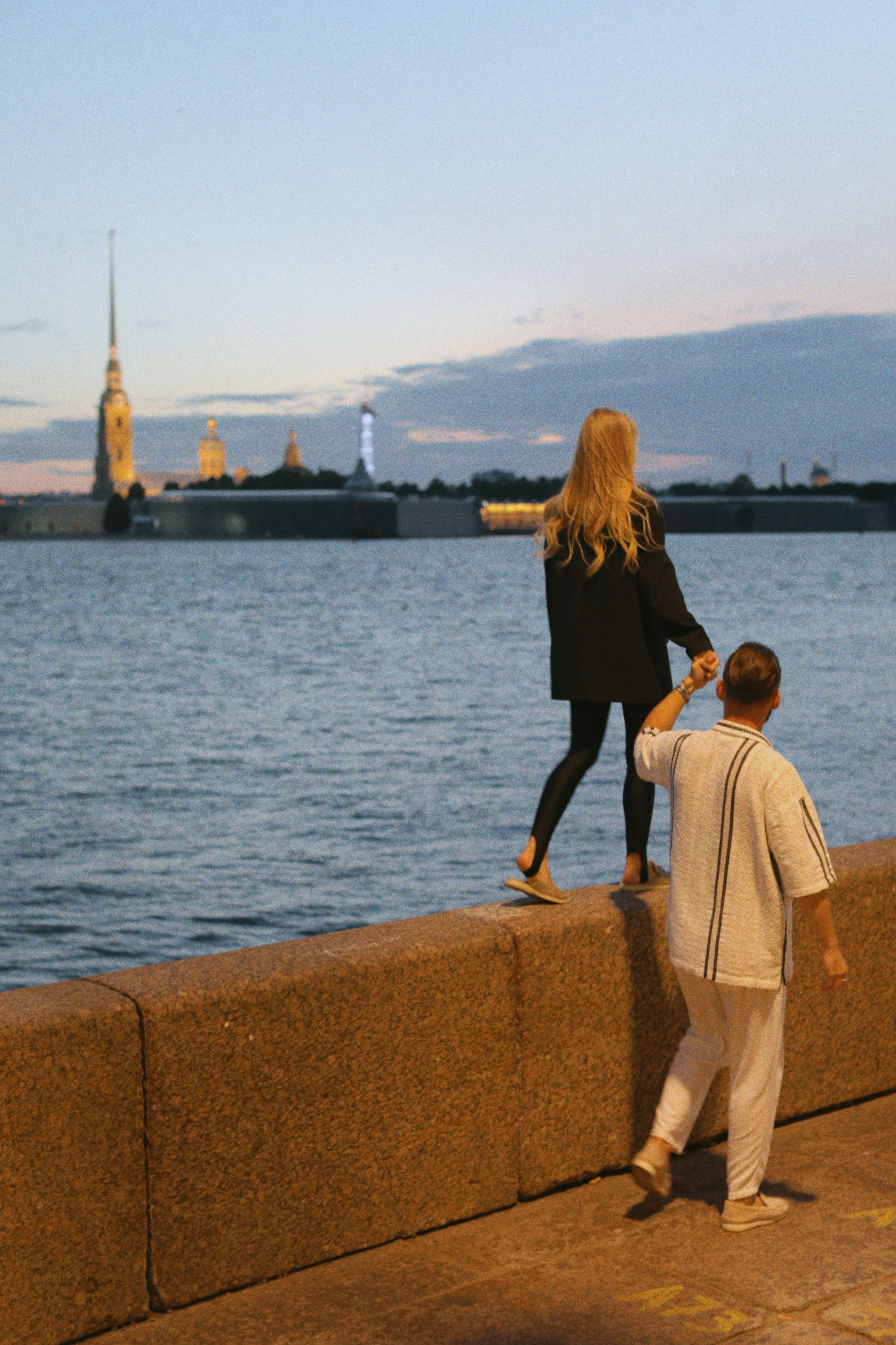 В теплом летнем рассвете раствориться с тобой, любовь моя. Rose Korenevskaya|Ваш нежный фотограф