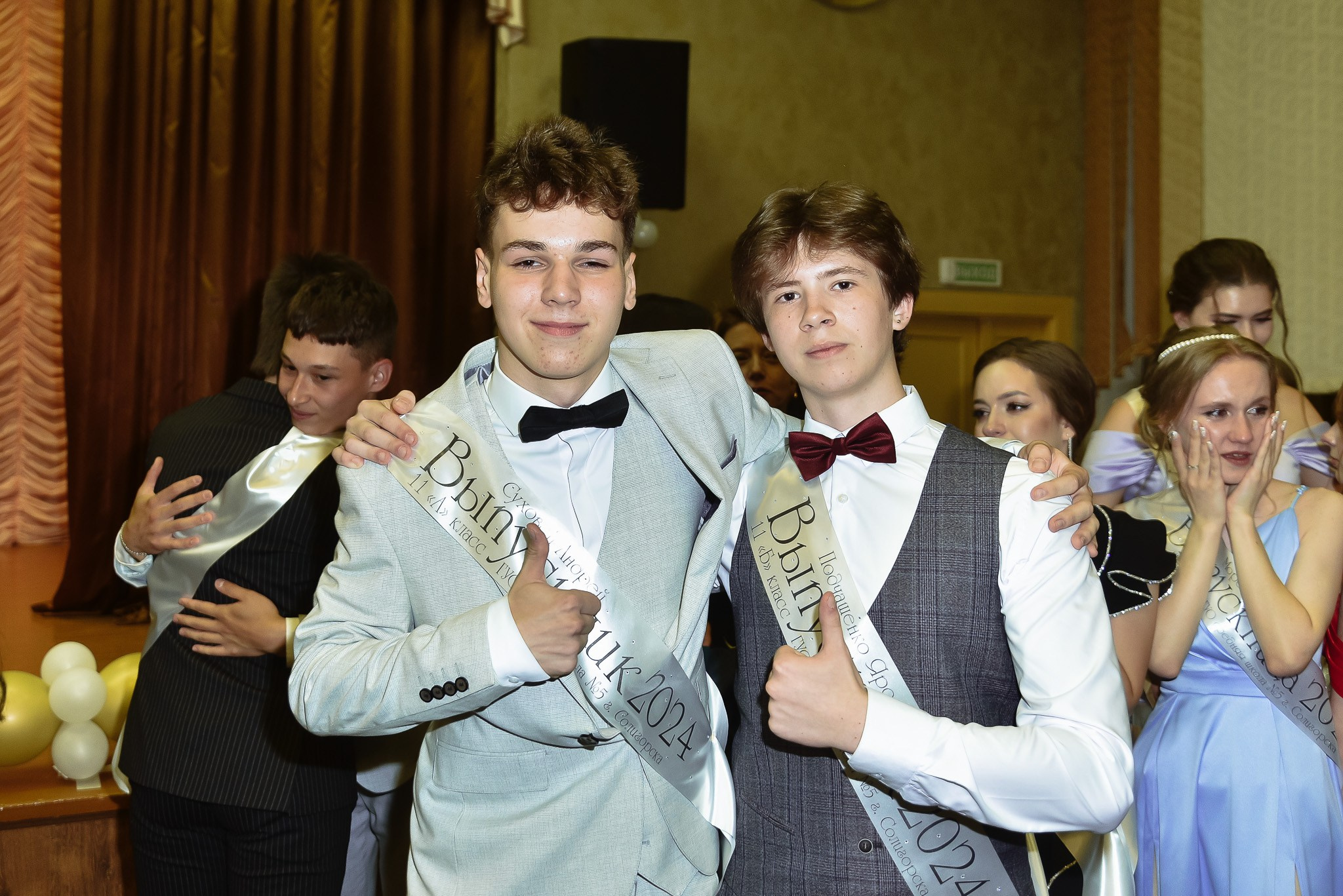 Выпускной 11 кл (до банкета). Фотограф Олег Юршевич Солигорск Минск