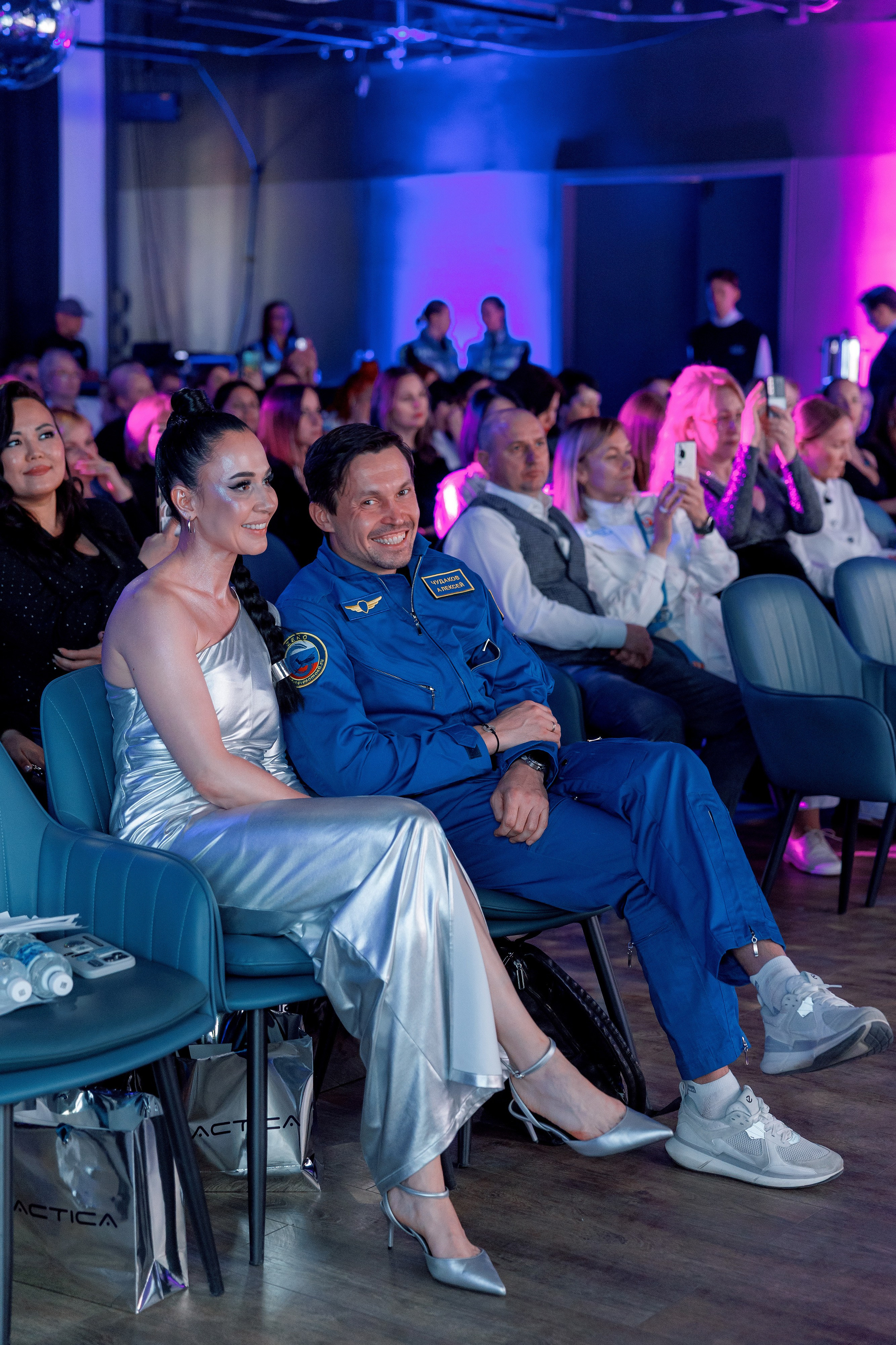 Alfa Galactic. Кадровик продакшн: Фото и видеосъемка форумов, конференций, масштабных событий в Иркутске