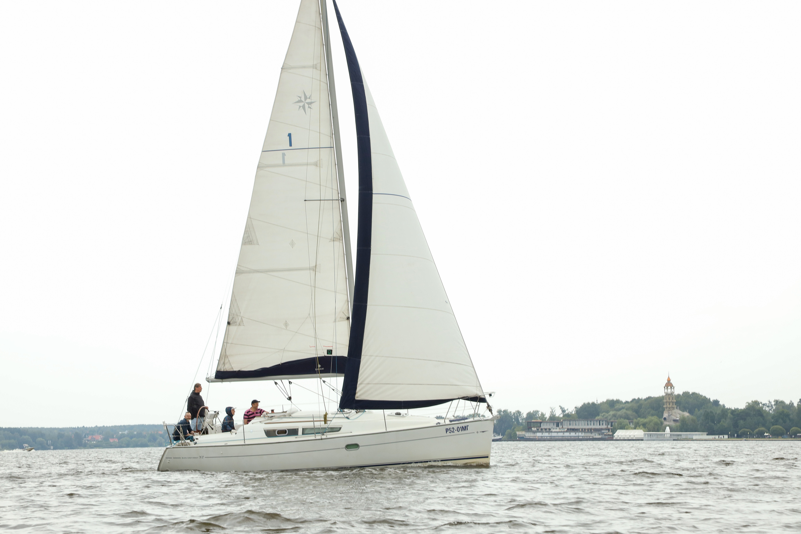 Фасадные решения — Регата. Фотограф Антон Чупринин