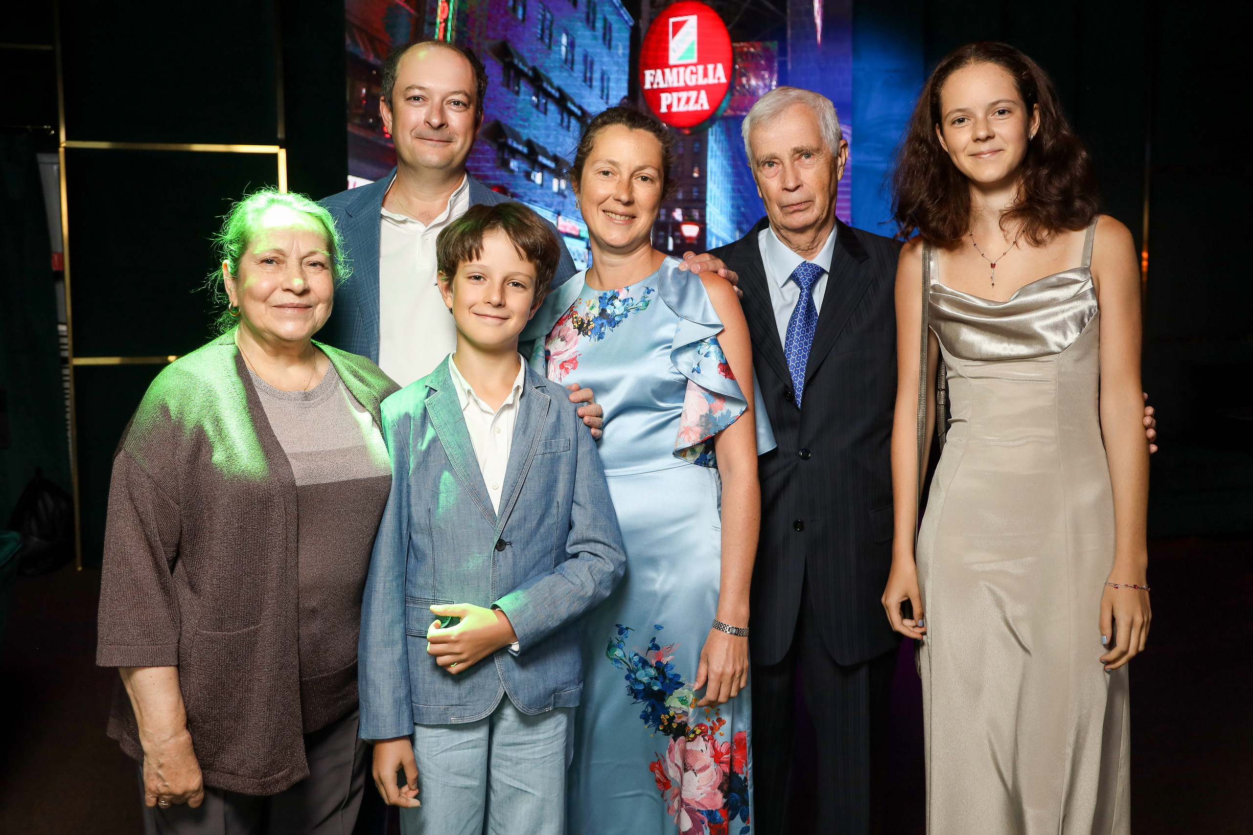 ДР Ольги. Фотограф Антон Чупринин