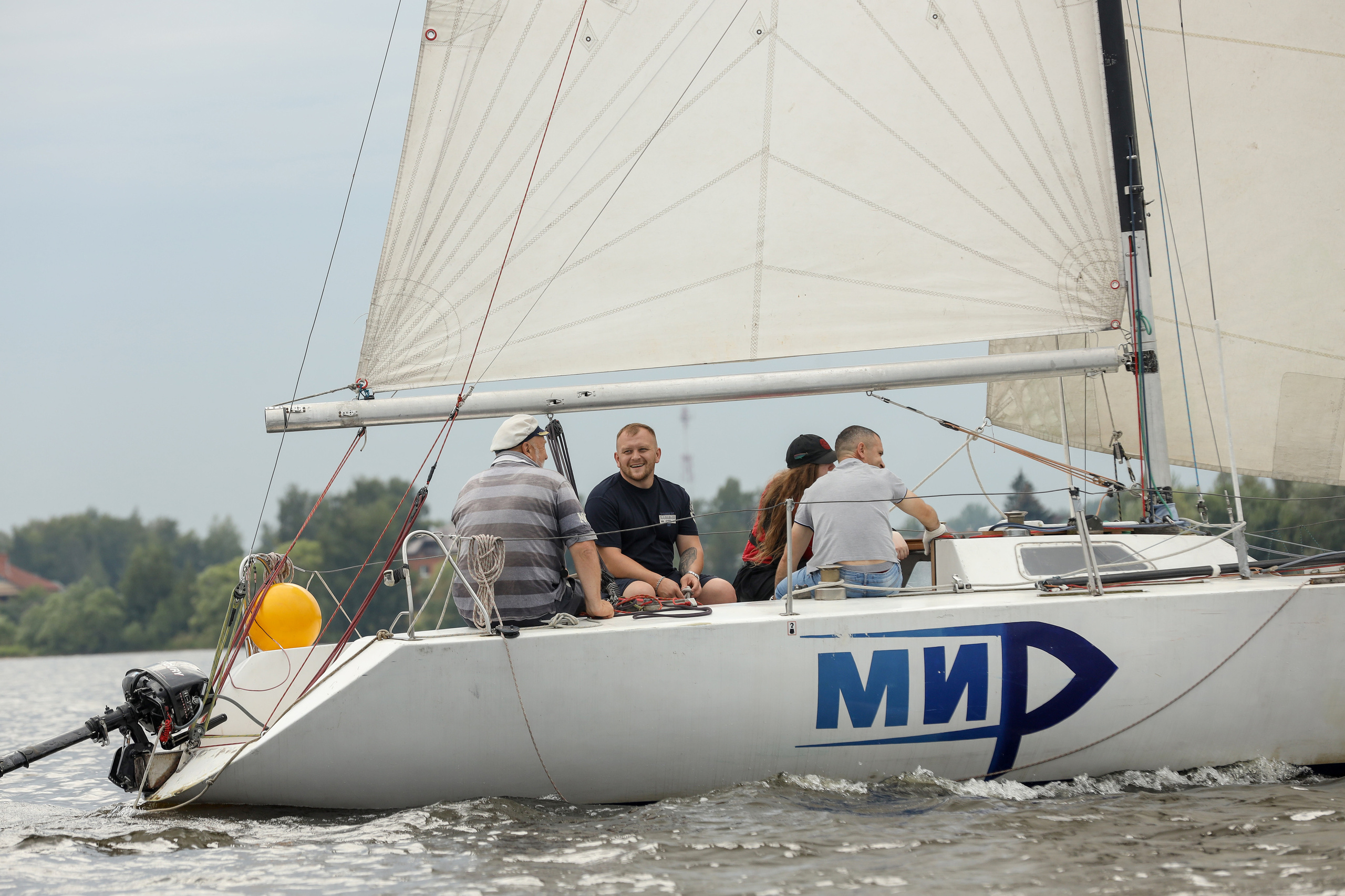 Фасадные решения — Регата. Фотограф Антон Чупринин