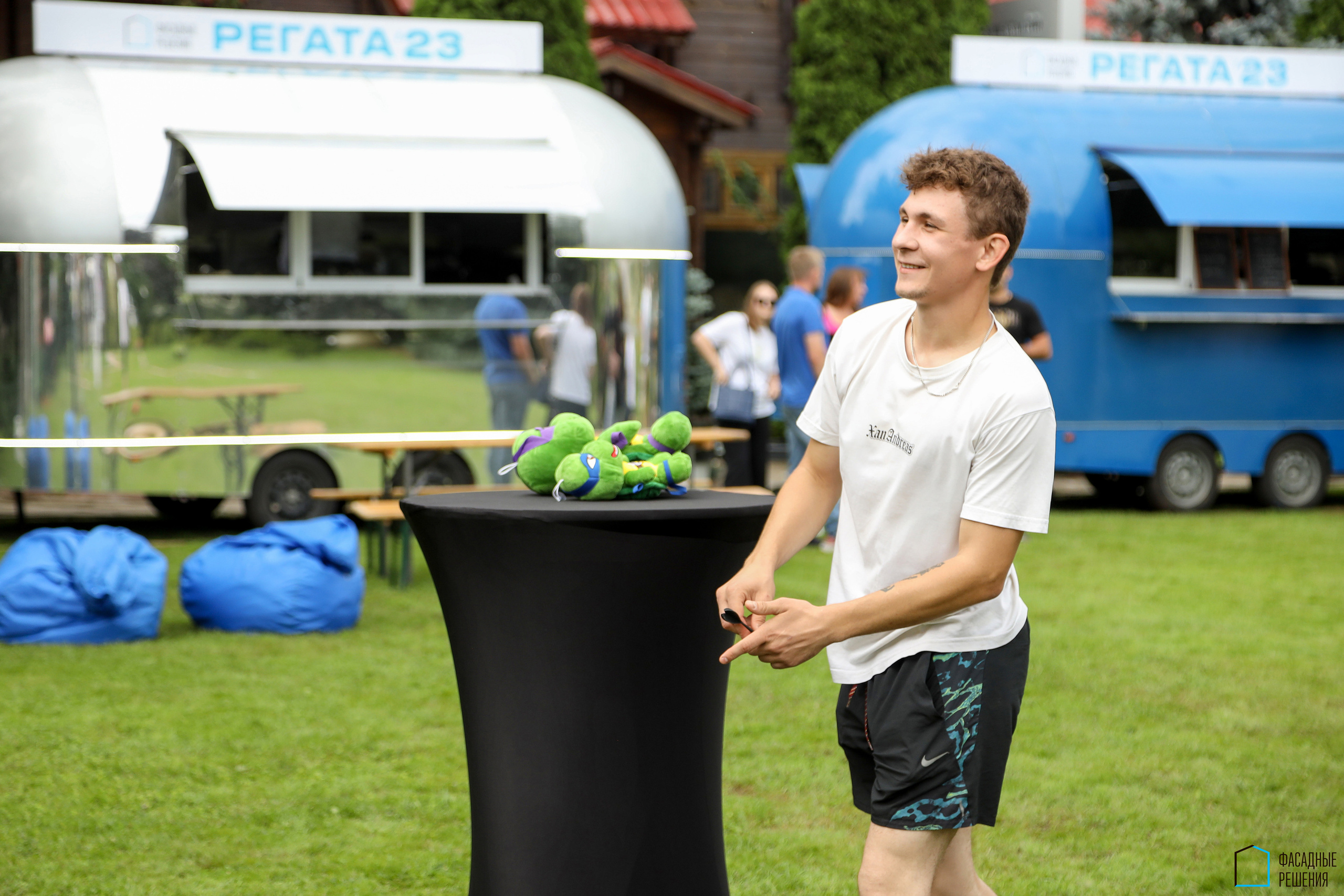 Фасадные решения — Регата. Фотограф Антон Чупринин