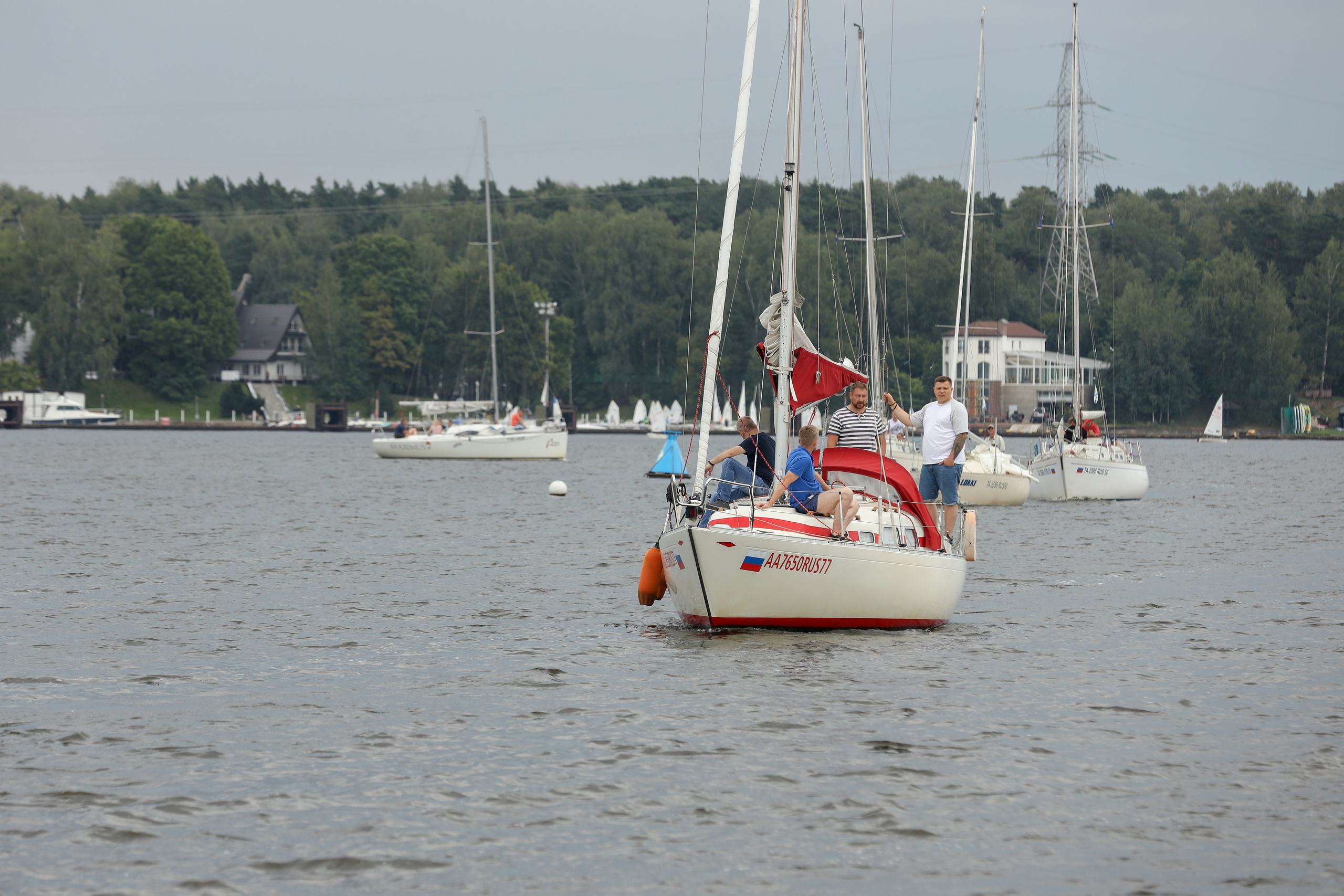 Фасадные решения — Регата. Фотограф Антон Чупринин