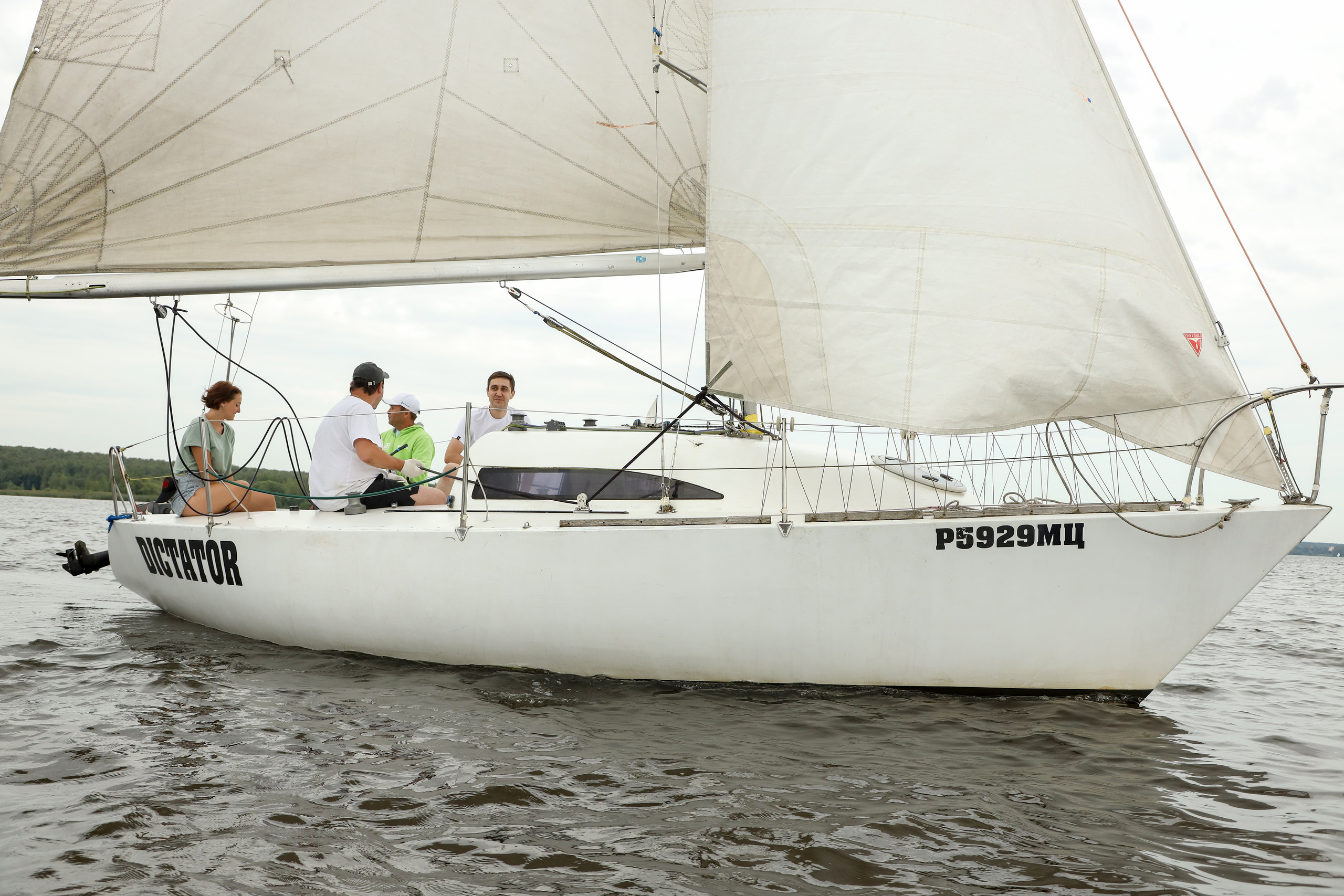 Фасадные решения — Регата. Фотограф Антон Чупринин