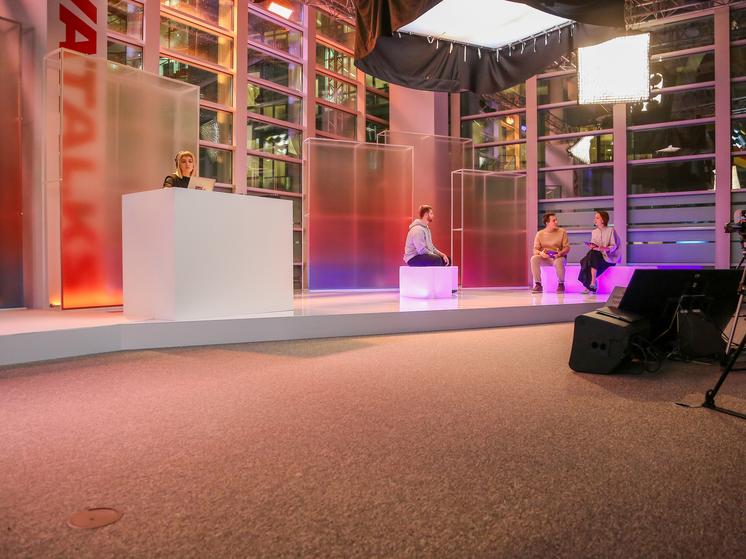 Яндекс прямой эфир. Фотограф Антон Чупринин