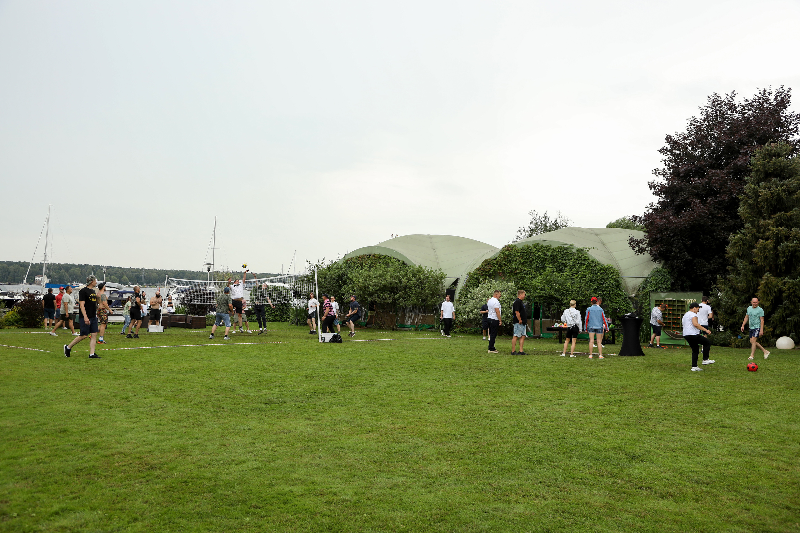 Фасадные решения — Регата. Фотограф Антон Чупринин