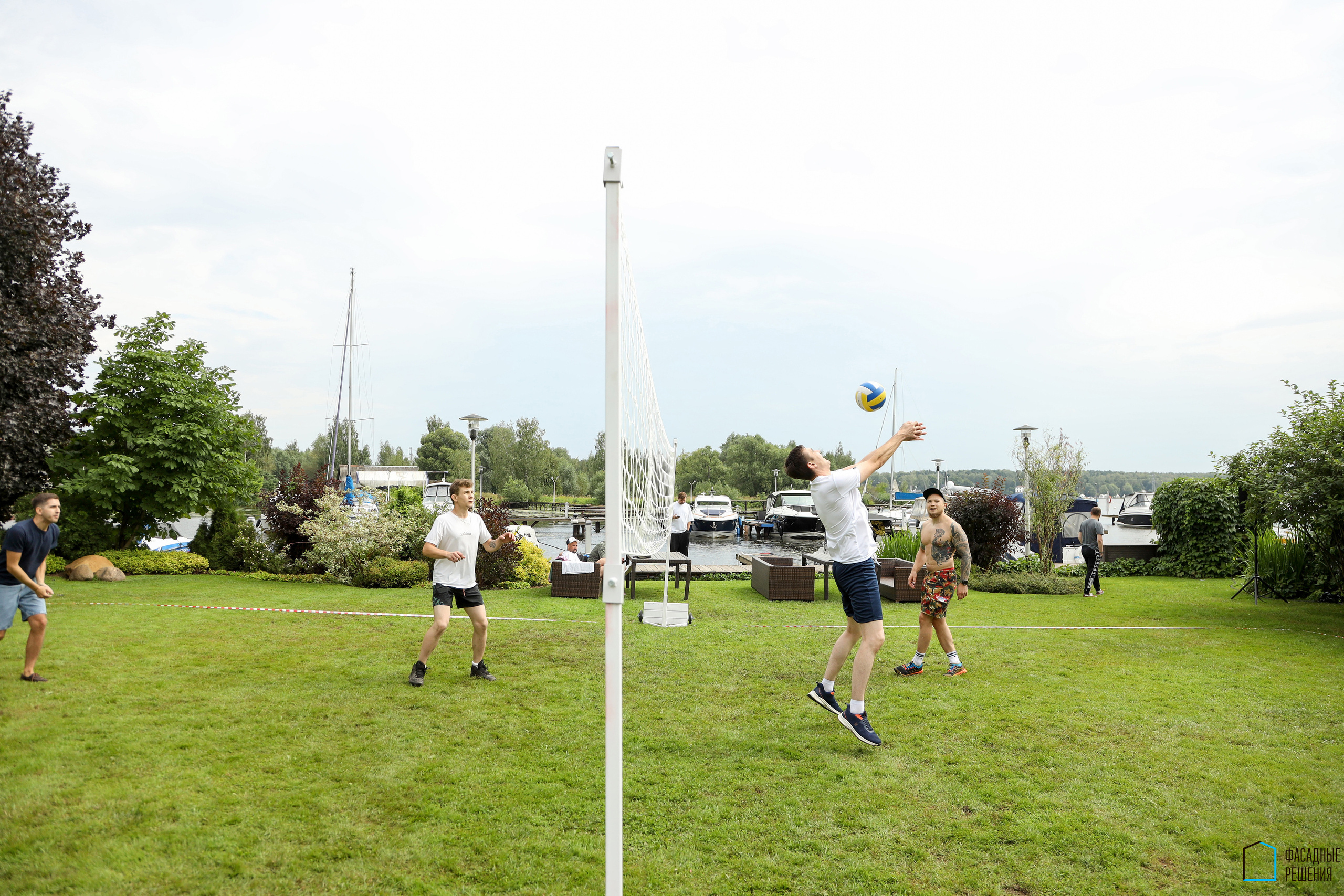 Фасадные решения — Регата. Фотограф Антон Чупринин