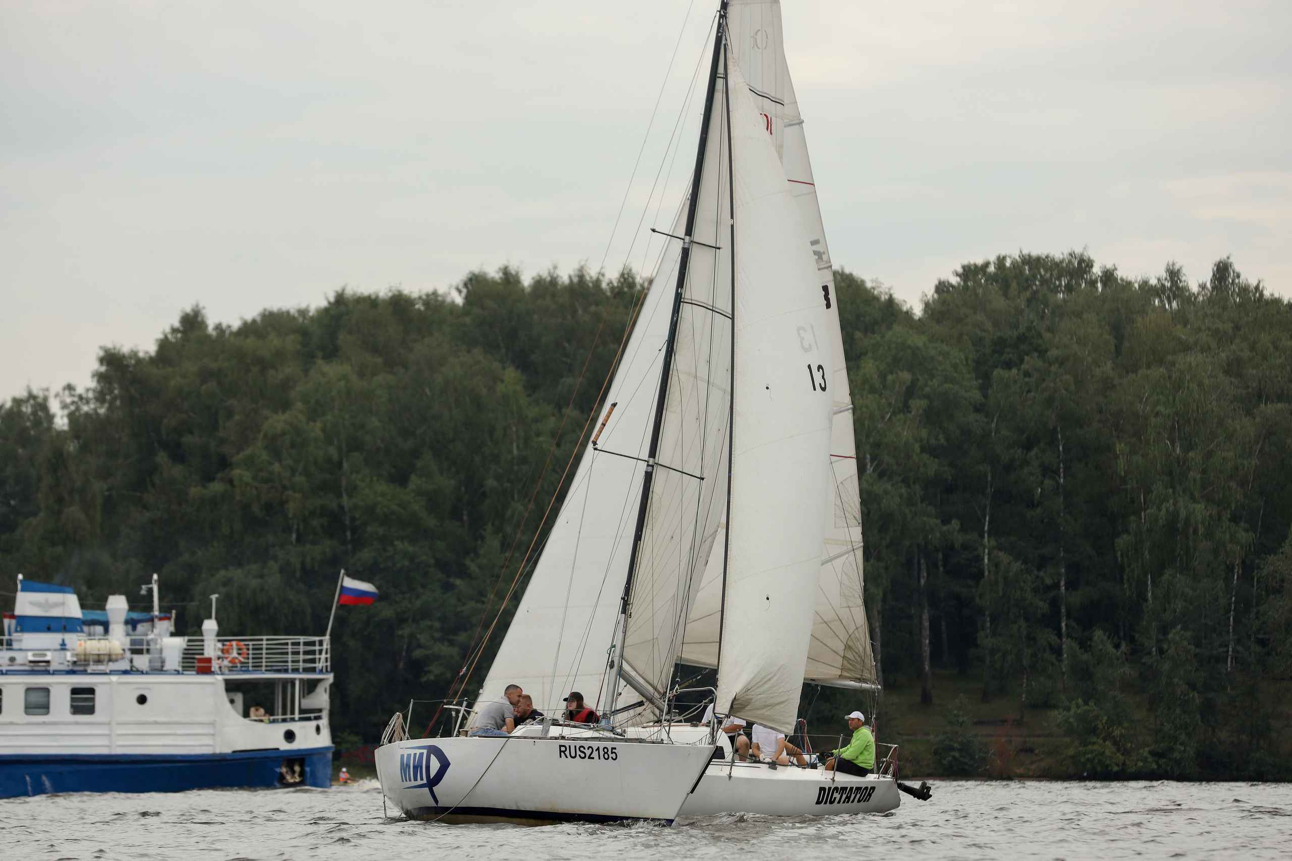 Фасадные решения — Регата. Фотограф Антон Чупринин