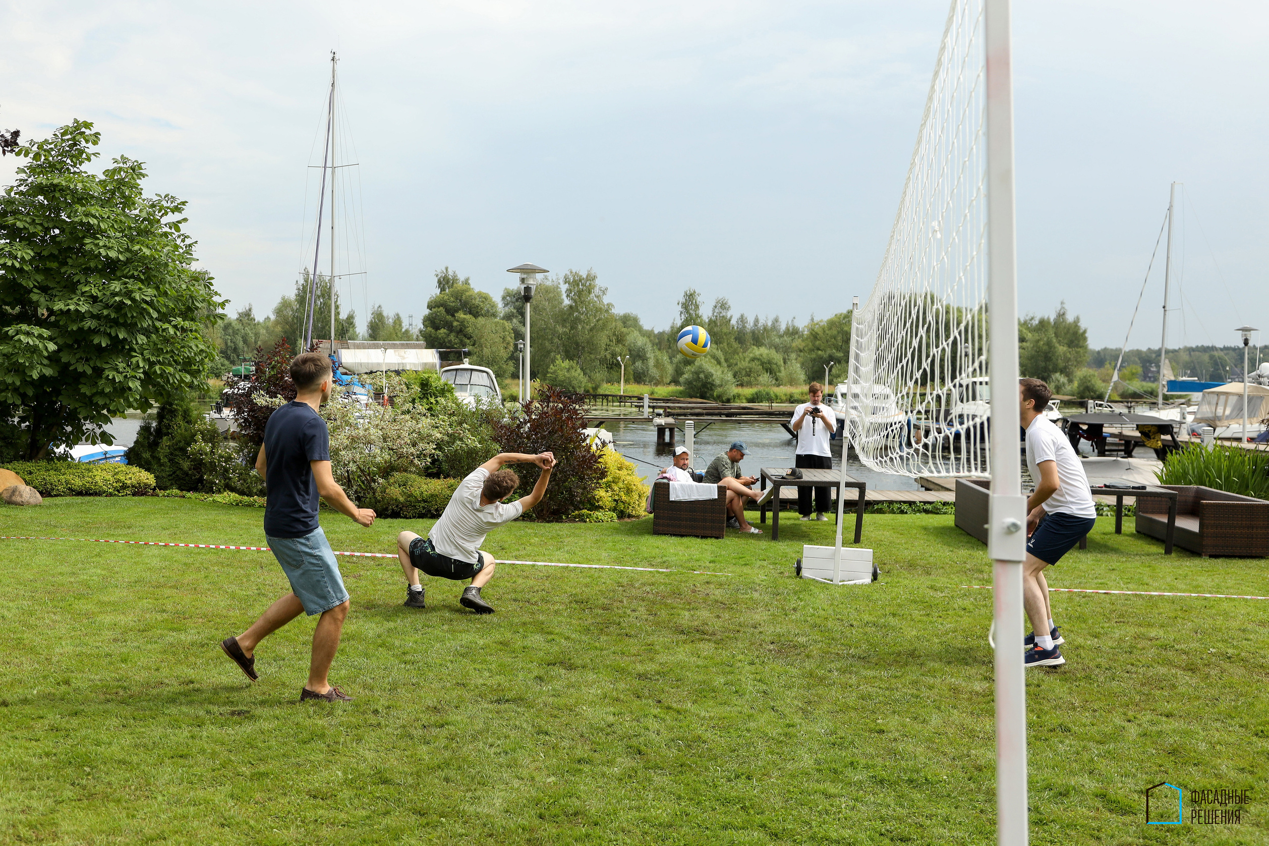 Фасадные решения — Регата. Фотограф Антон Чупринин