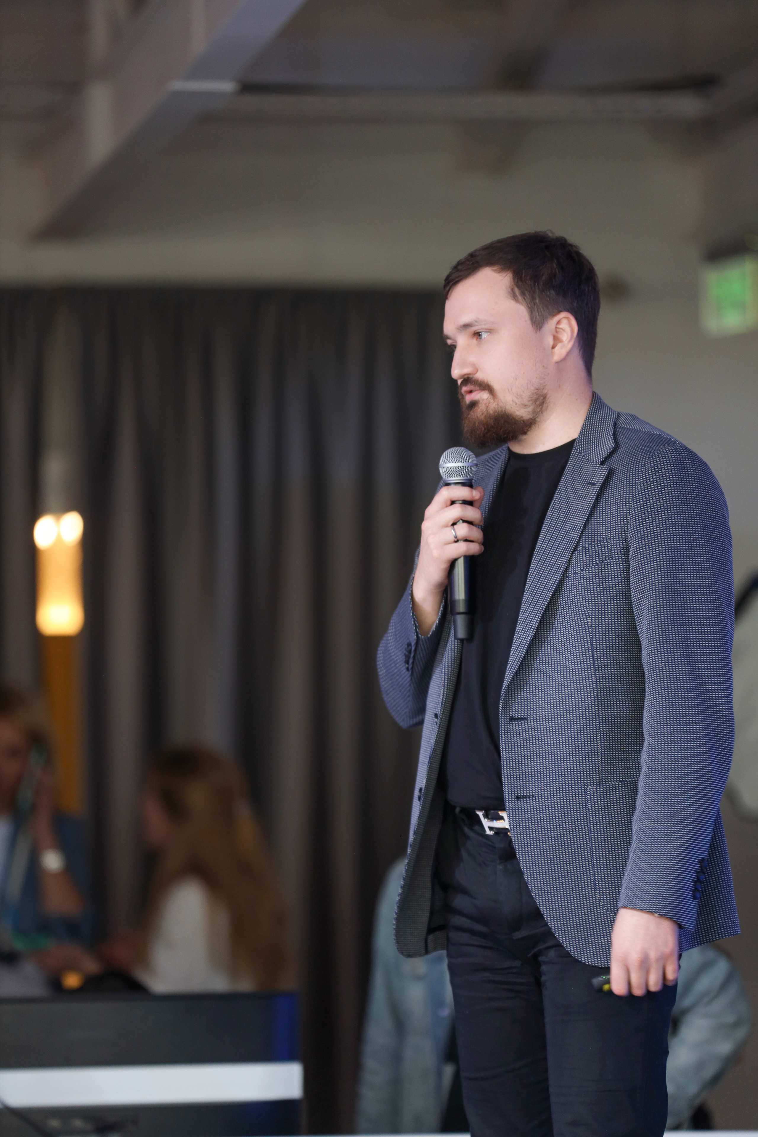 Дата Саммит. Фотограф Антон Чупринин