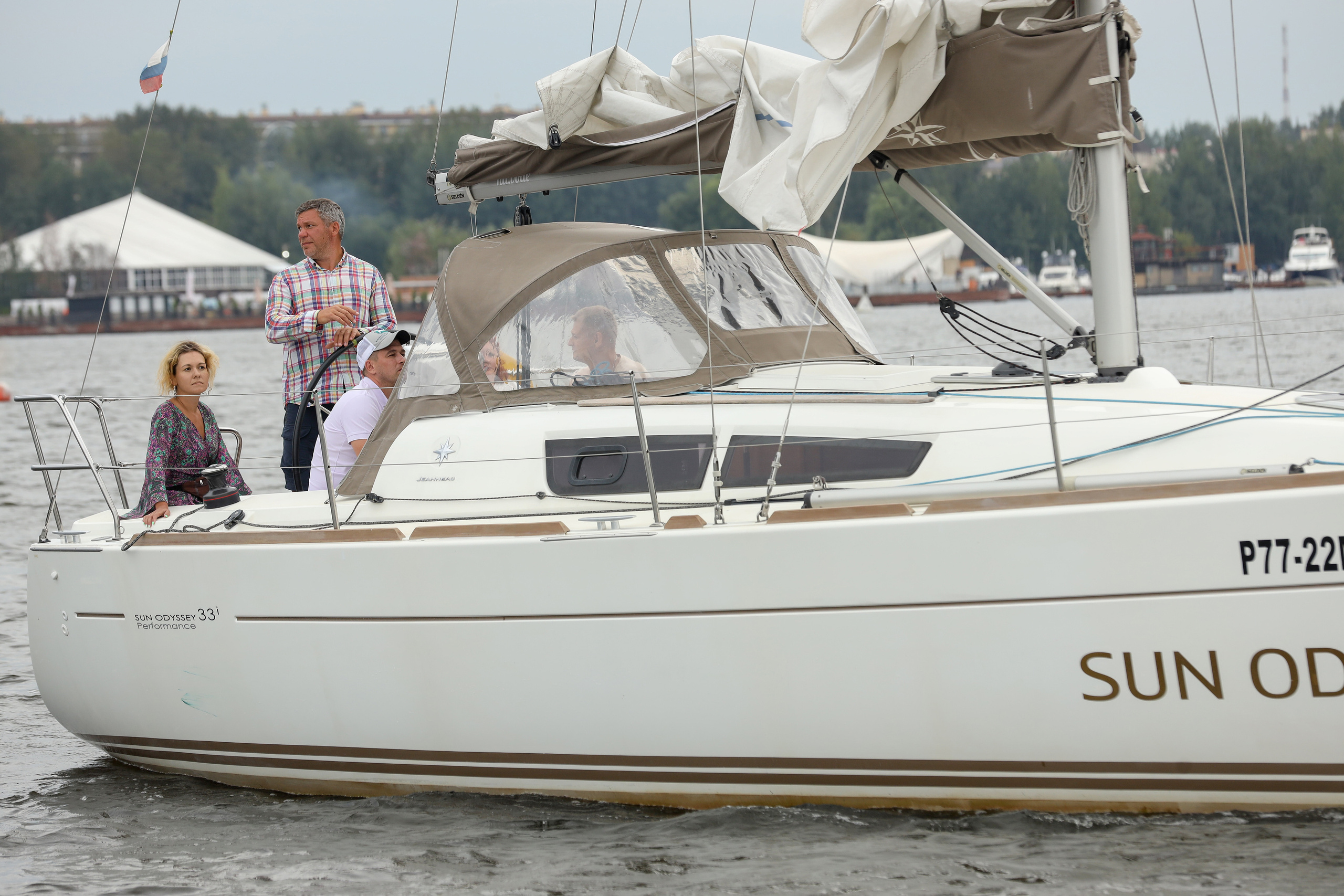 Фасадные решения — Регата. Фотограф Антон Чупринин