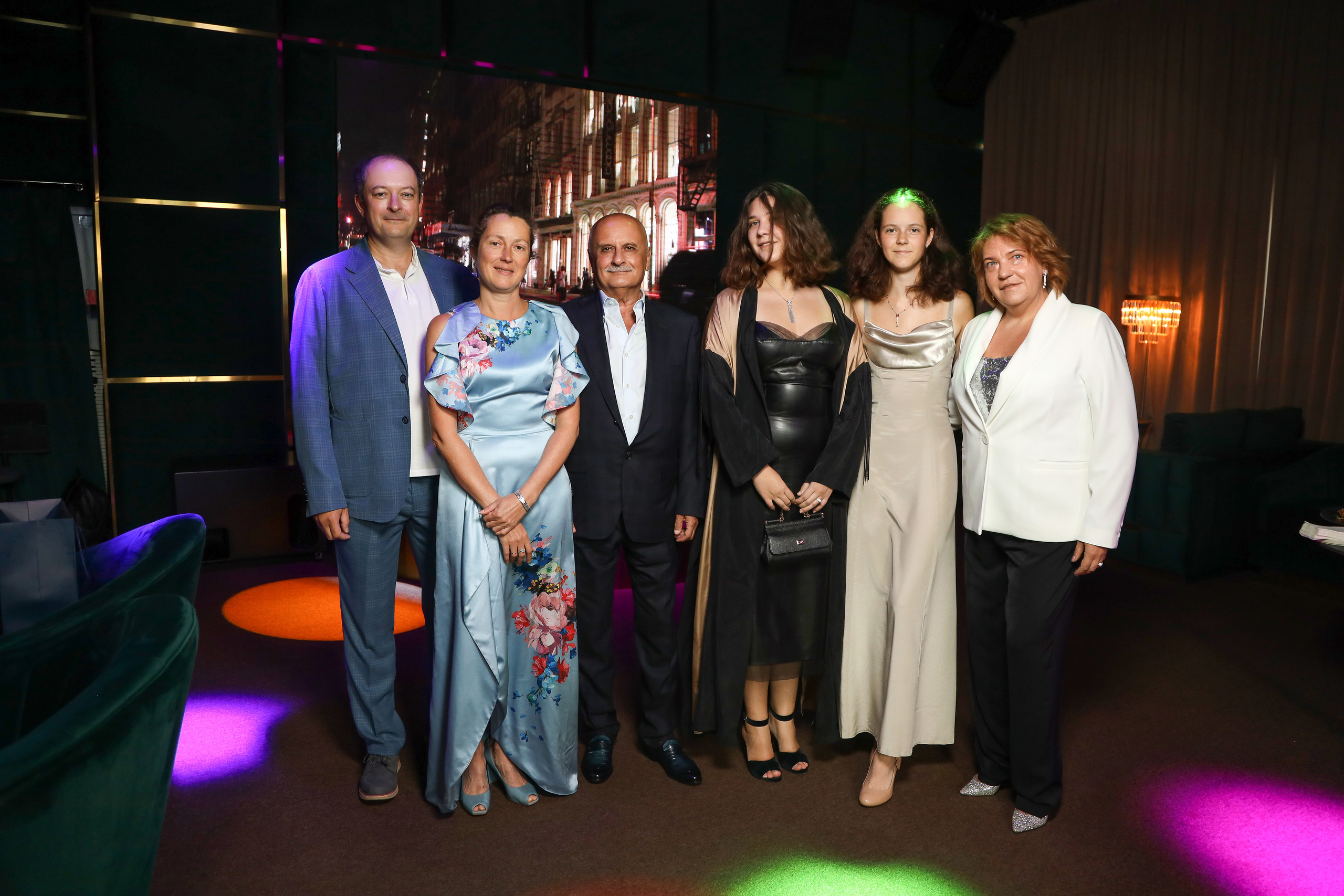 ДР Ольги. Фотограф Антон Чупринин