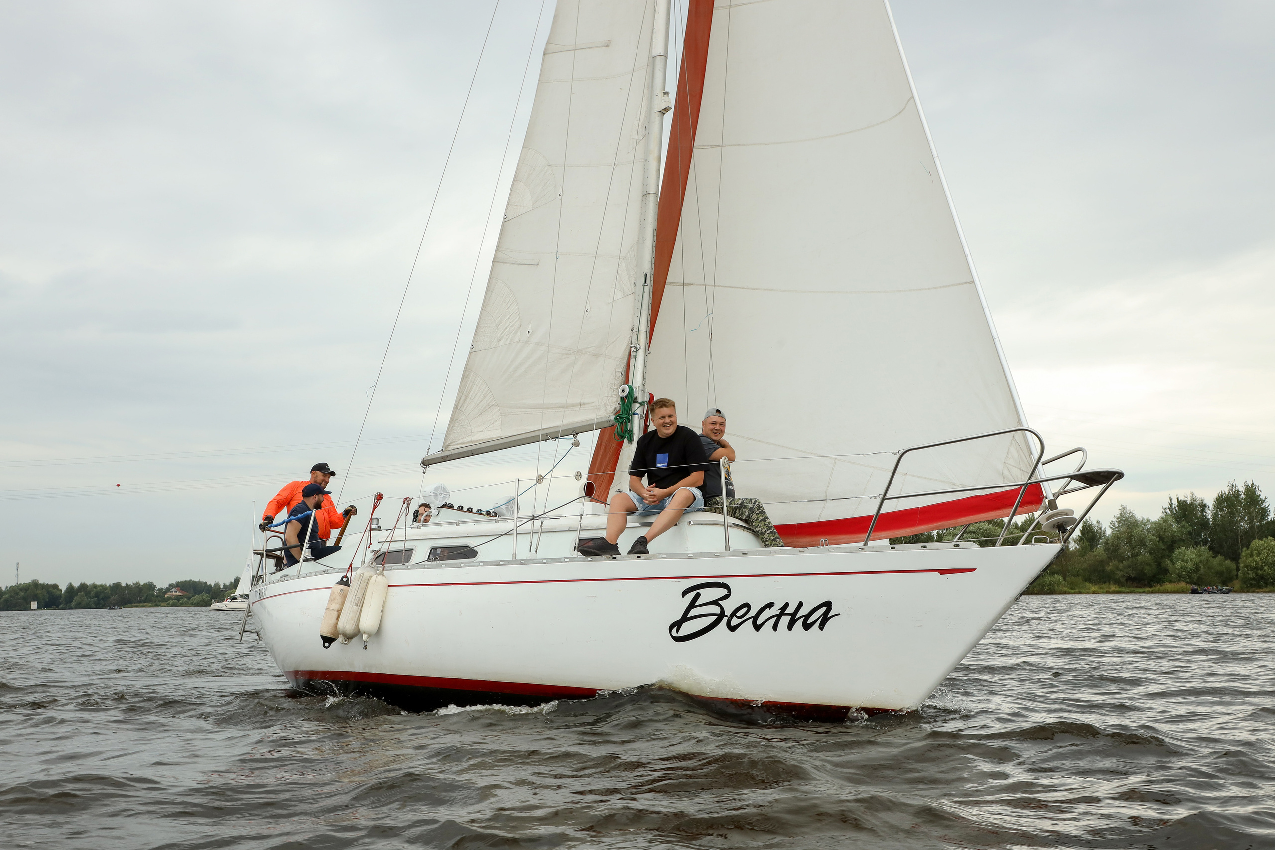 Фасадные решения — Регата. Фотограф Антон Чупринин