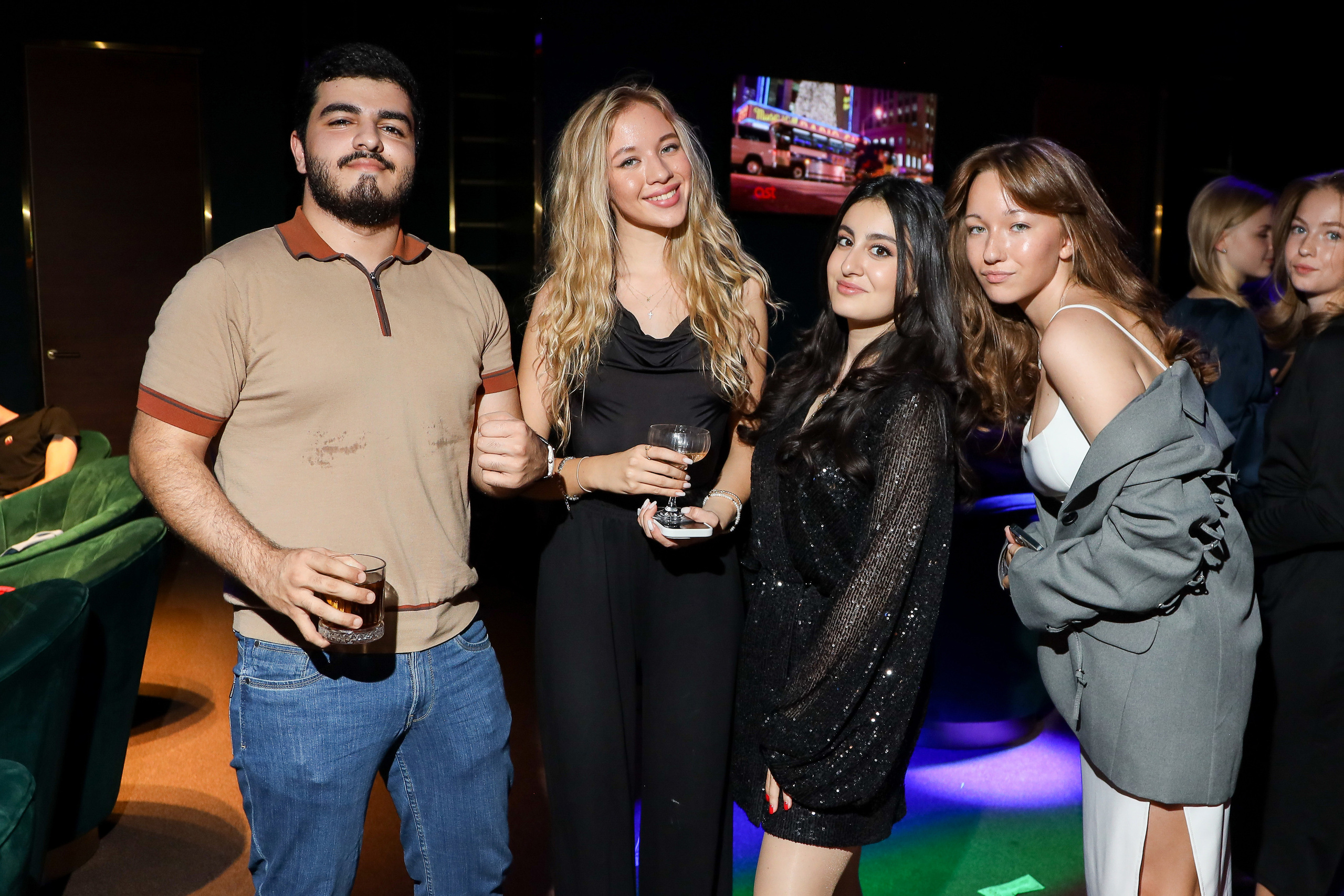 День Рождения Марии. Фотограф Антон Чупринин