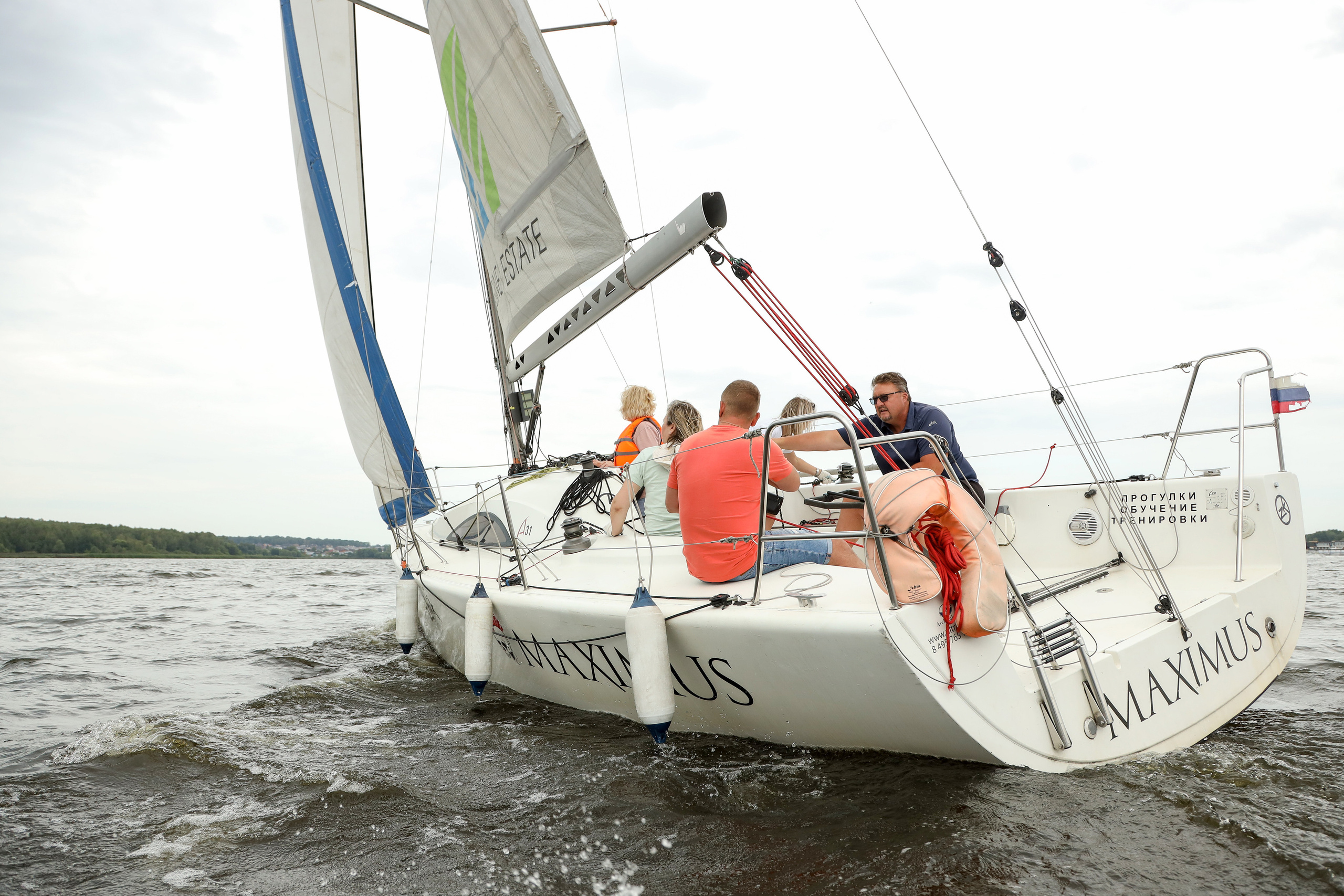 Фасадные решения — Регата. Фотограф Антон Чупринин