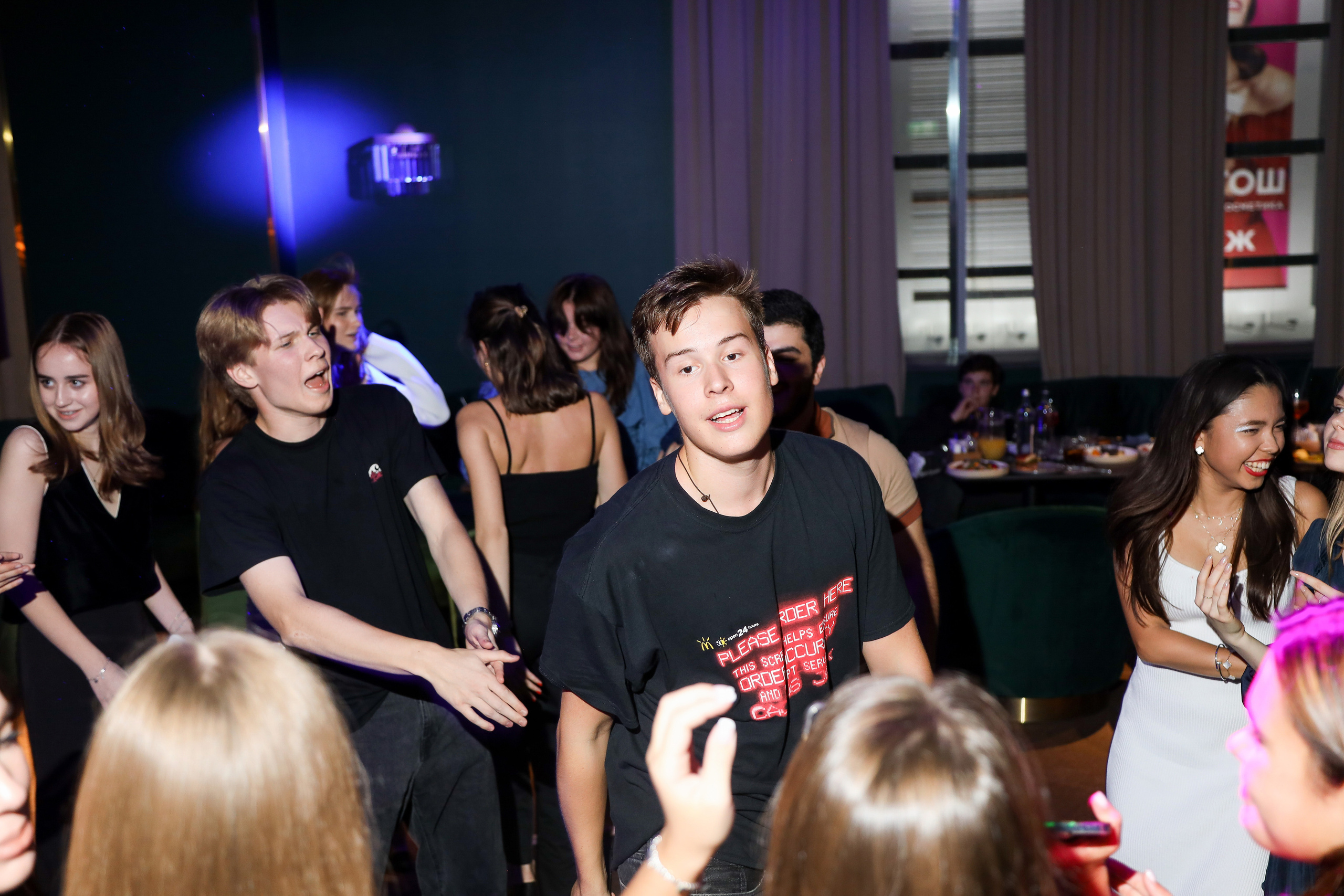 День Рождения Марии. Фотограф Антон Чупринин