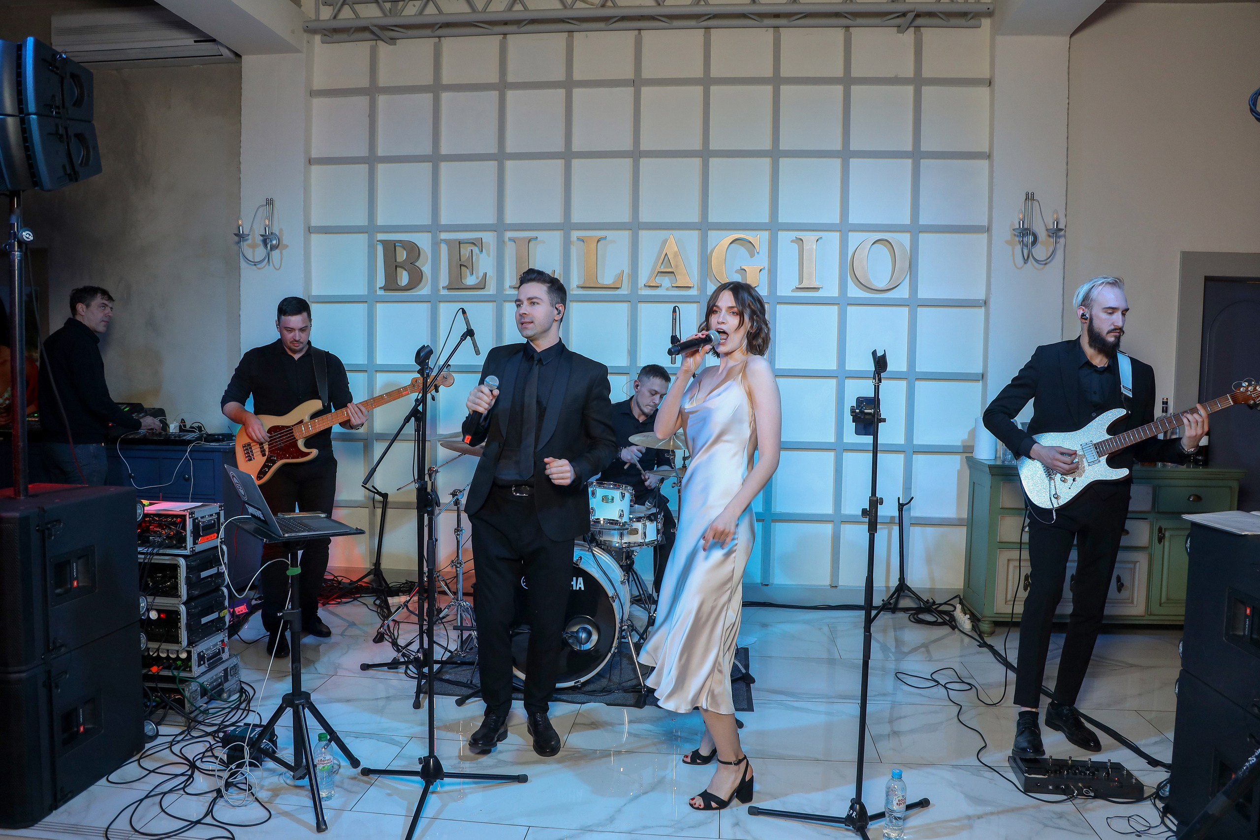 Dis Group 22.12.22. Фотограф Антон Чупринин