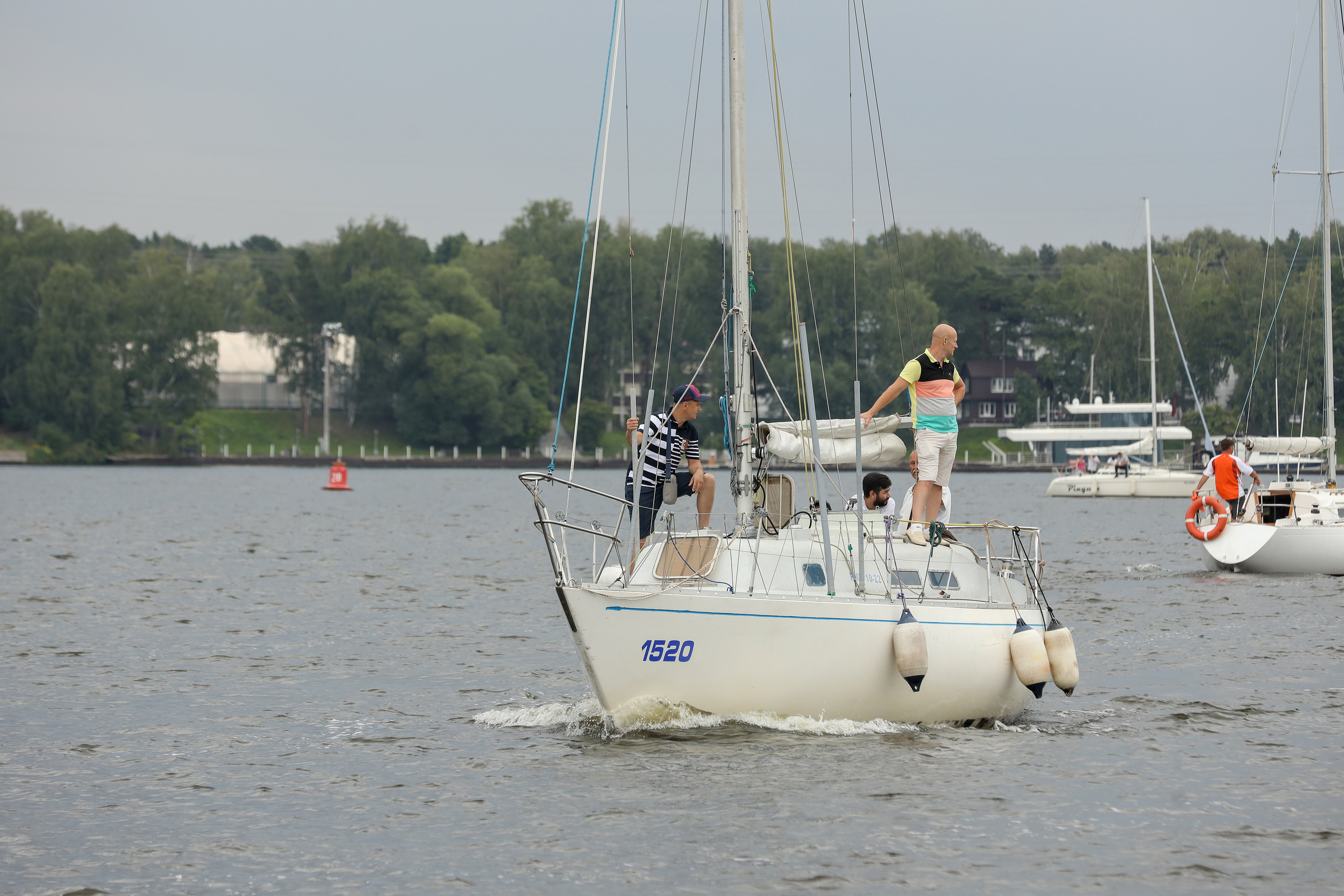 Фасадные решения — Регата. Фотограф Антон Чупринин