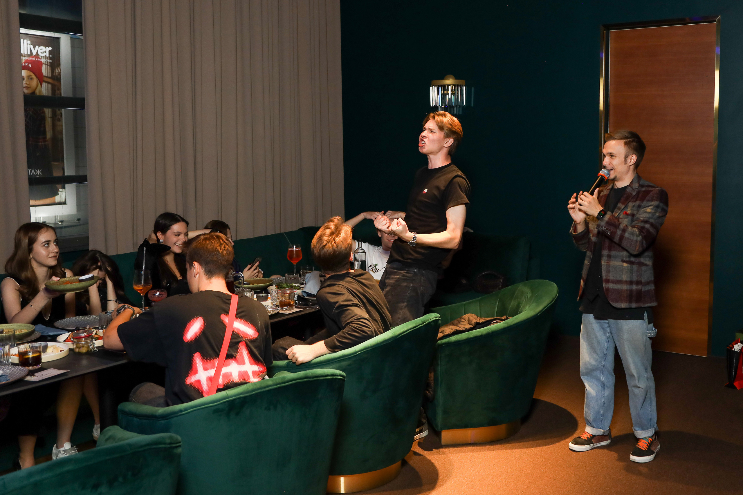 День Рождения Марии. Фотограф Антон Чупринин