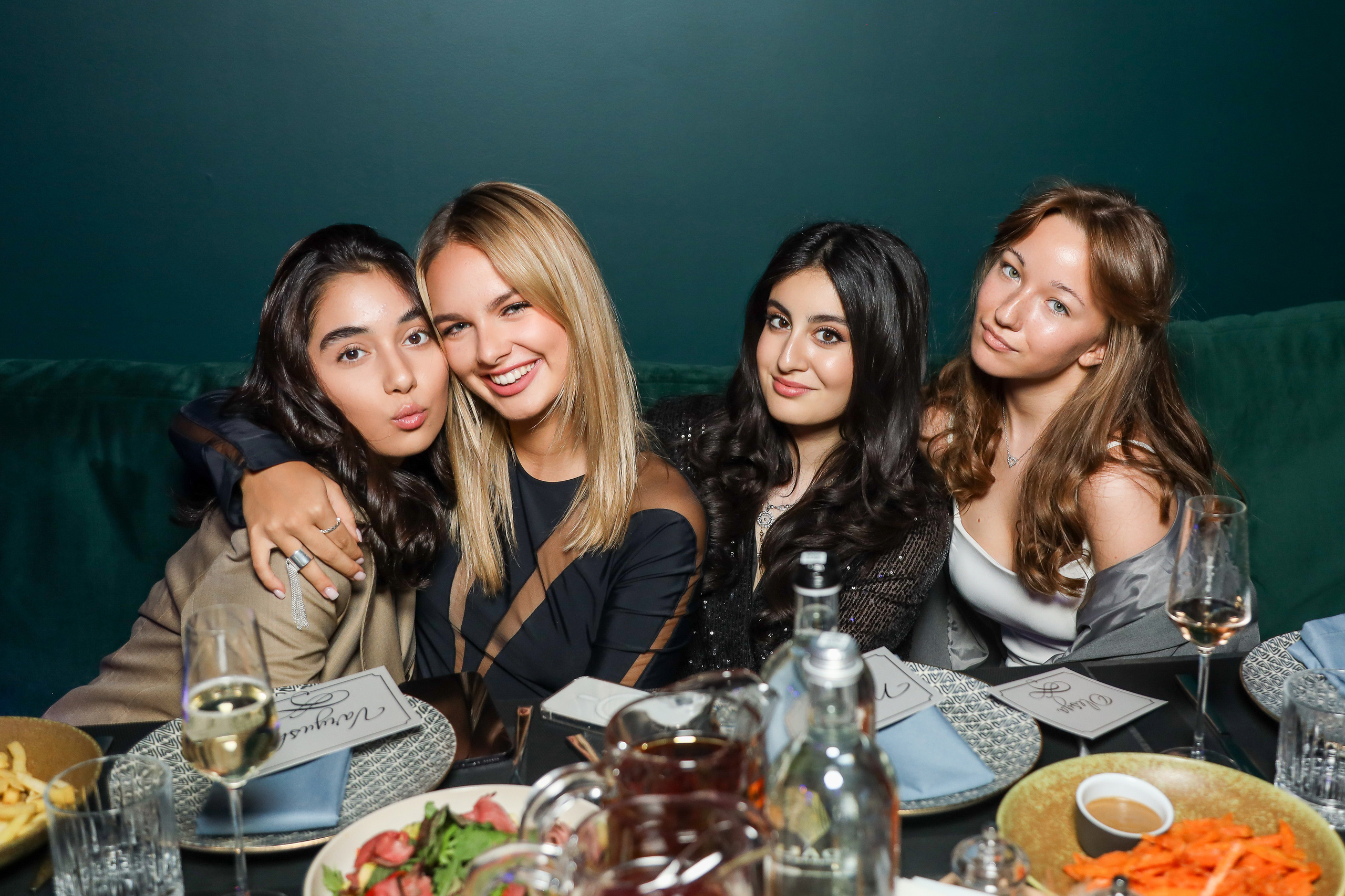 День Рождения Марии. Фотограф Антон Чупринин