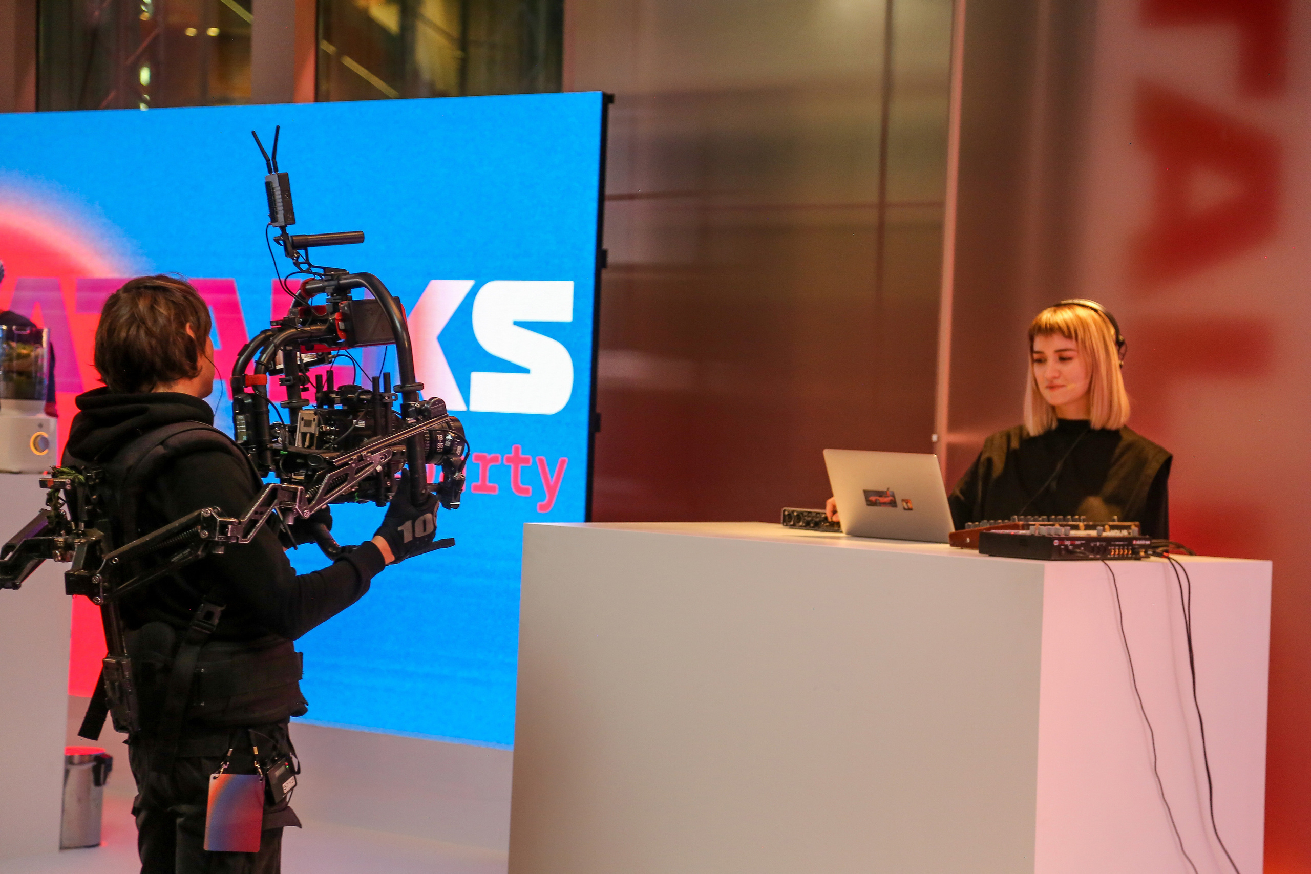 Яндекс прямой эфир. Фотограф Антон Чупринин