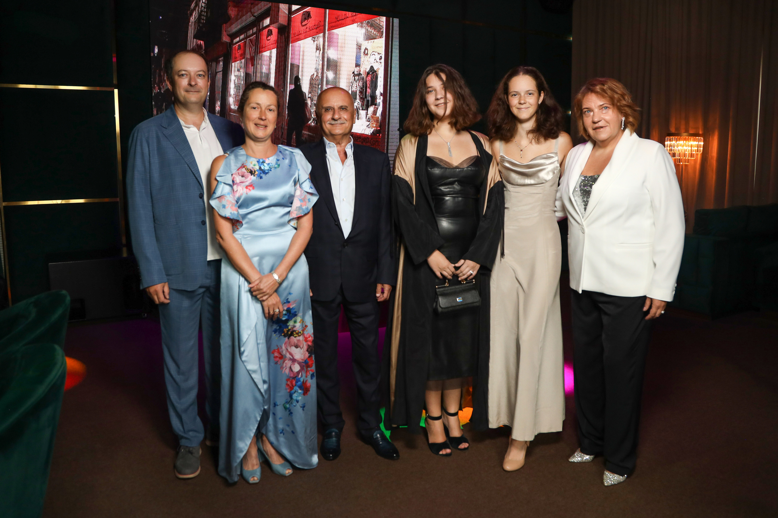 ДР Ольги. Фотограф Антон Чупринин