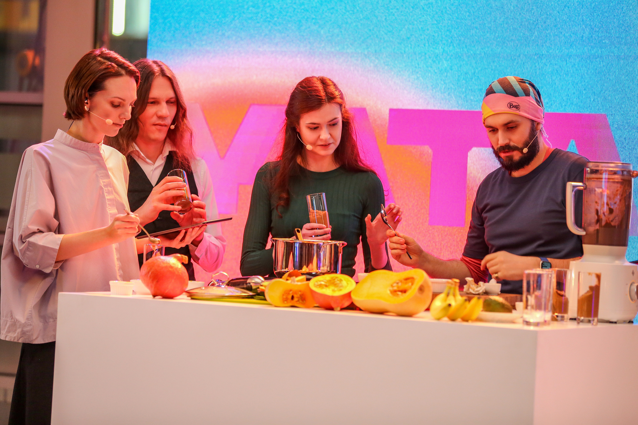 Яндекс прямой эфир. Фотограф Антон Чупринин