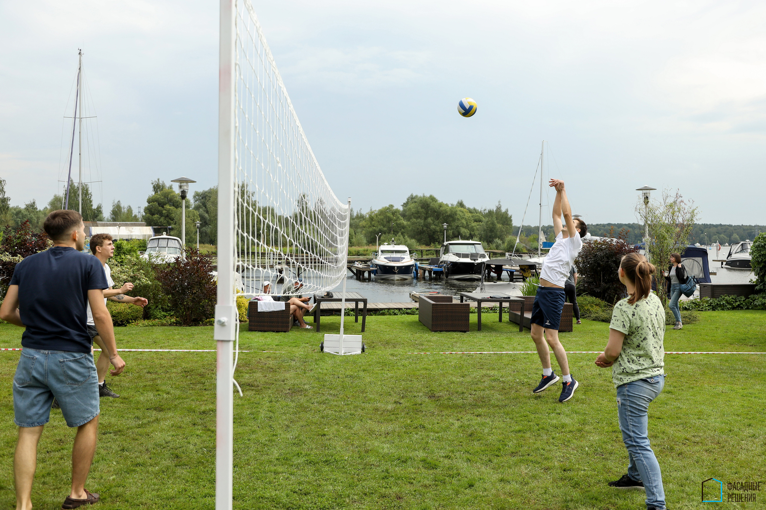 Фасадные решения — Регата. Фотограф Антон Чупринин