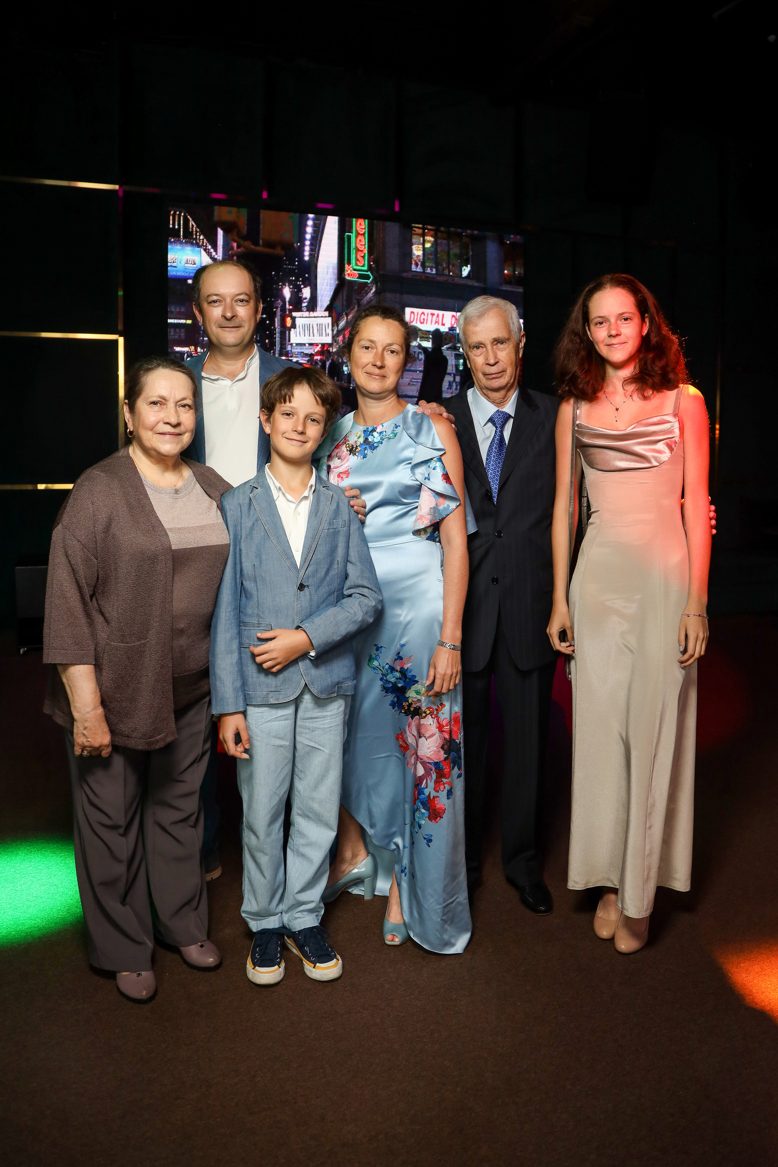 ДР Ольги. Фотограф Антон Чупринин