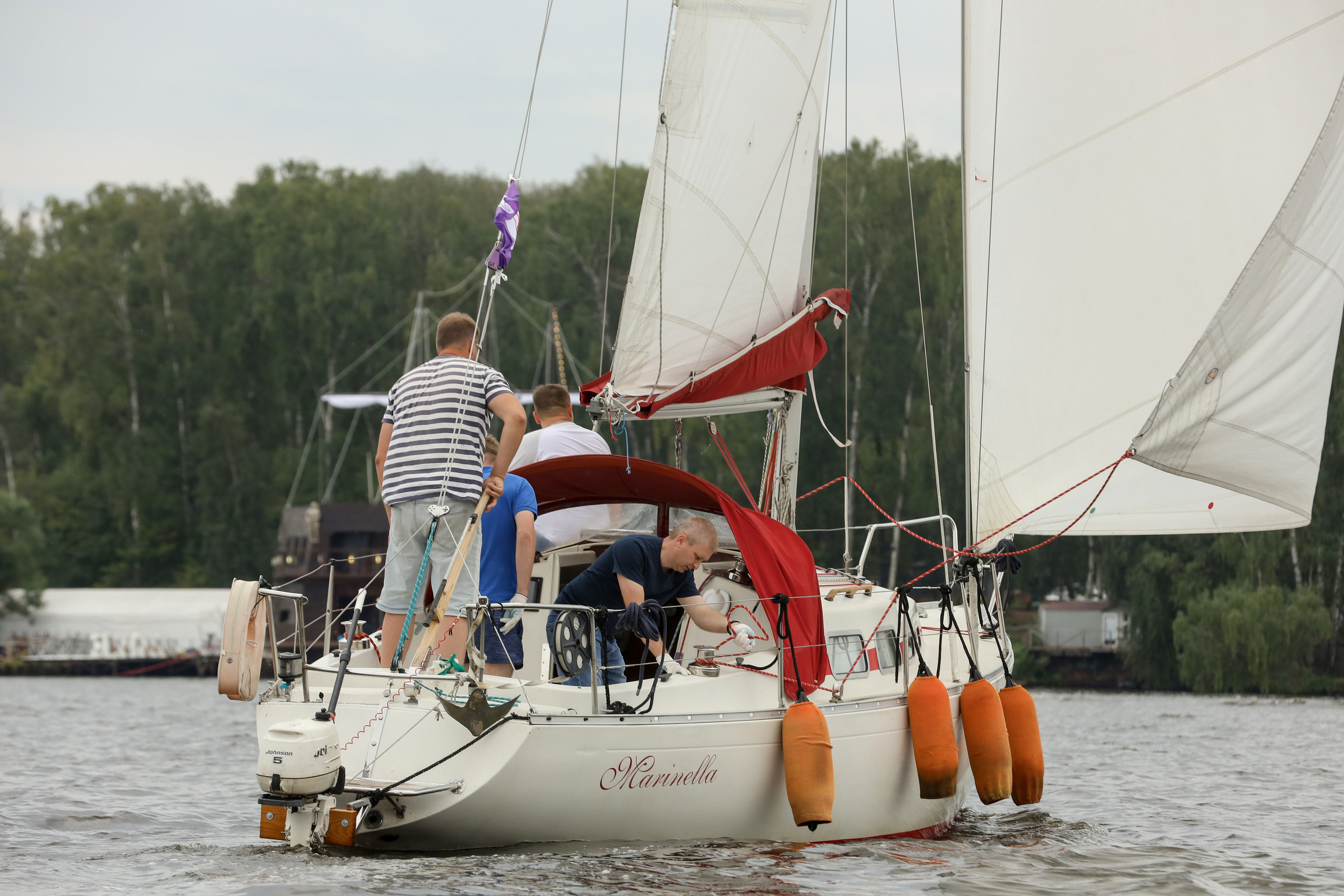 Фасадные решения — Регата. Фотограф Антон Чупринин