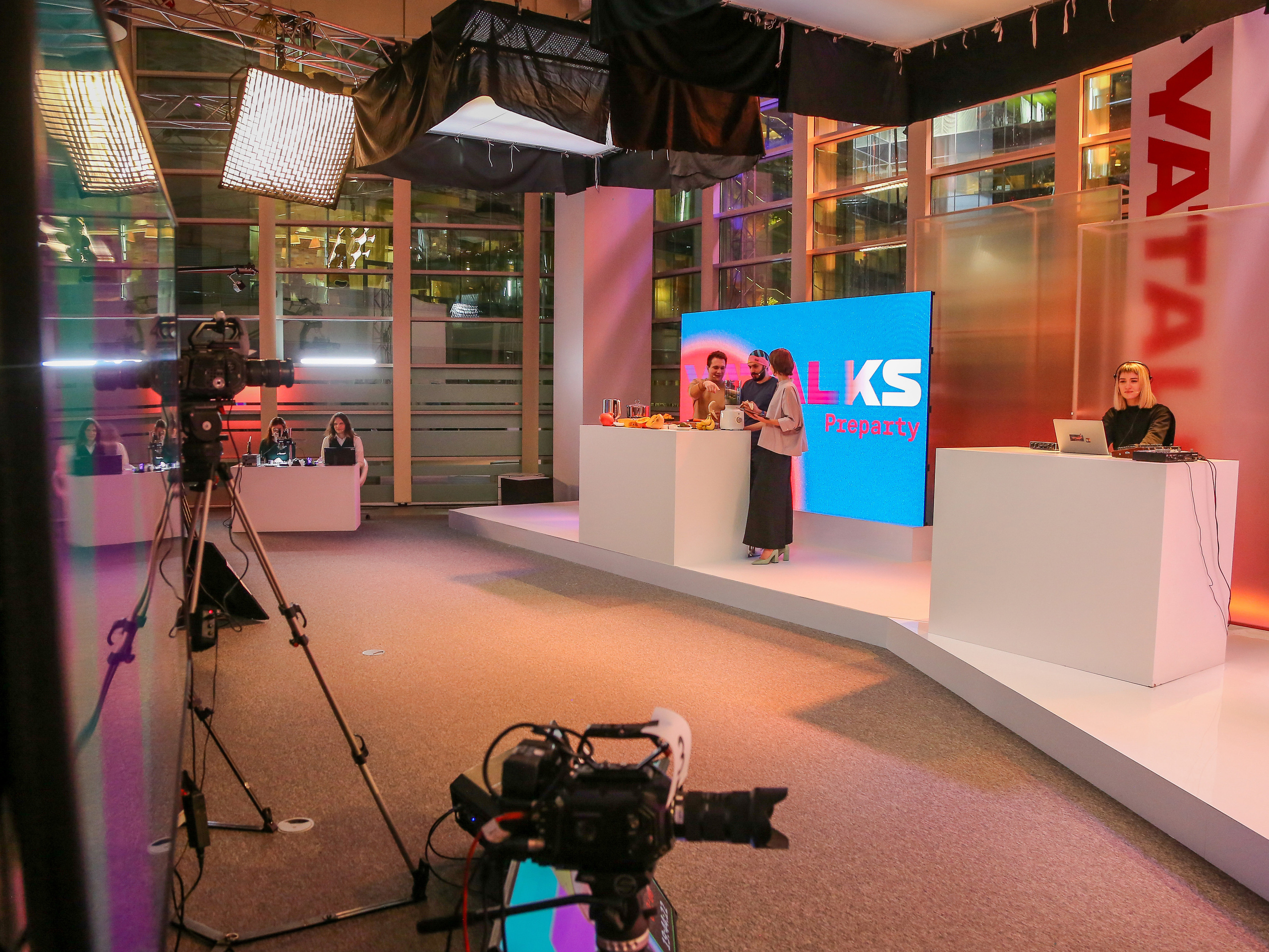 Яндекс прямой эфир. Фотограф Антон Чупринин