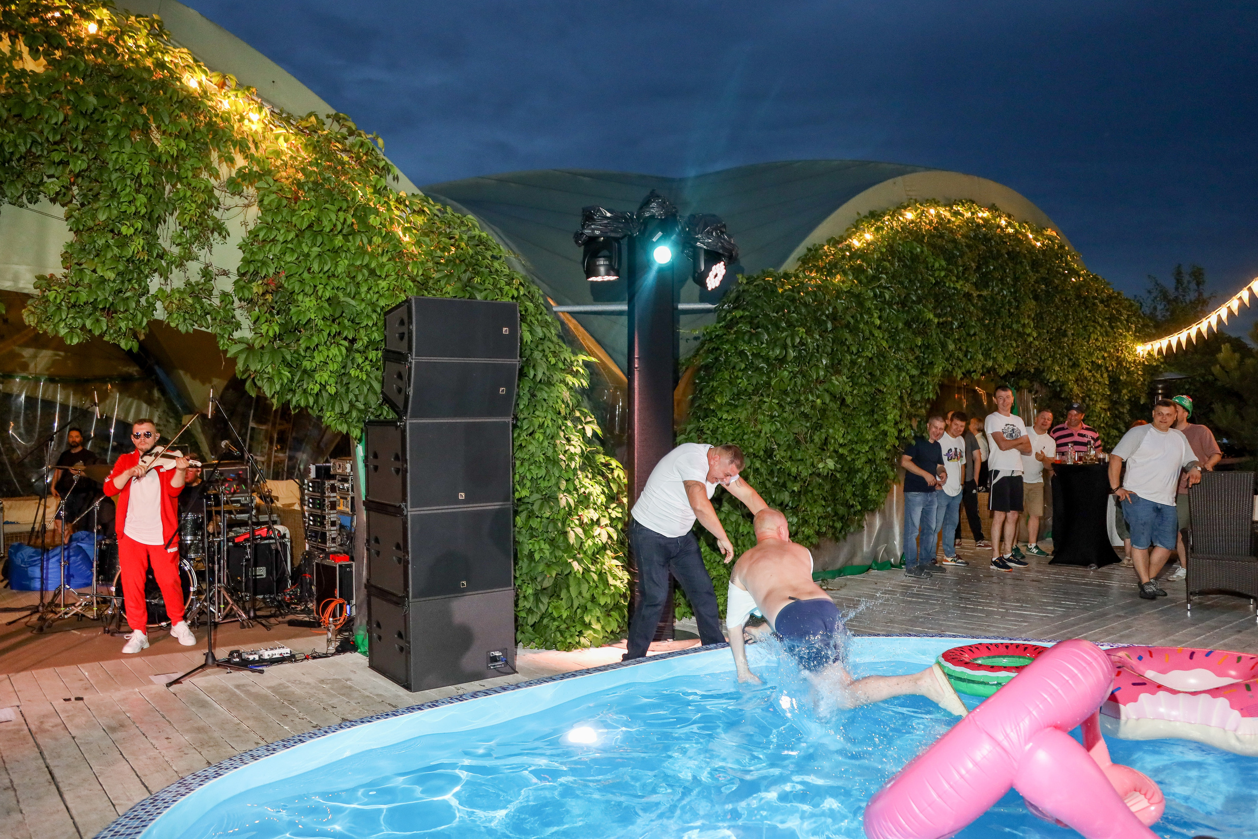 Фасадные решения — Регата. Фотограф Антон Чупринин