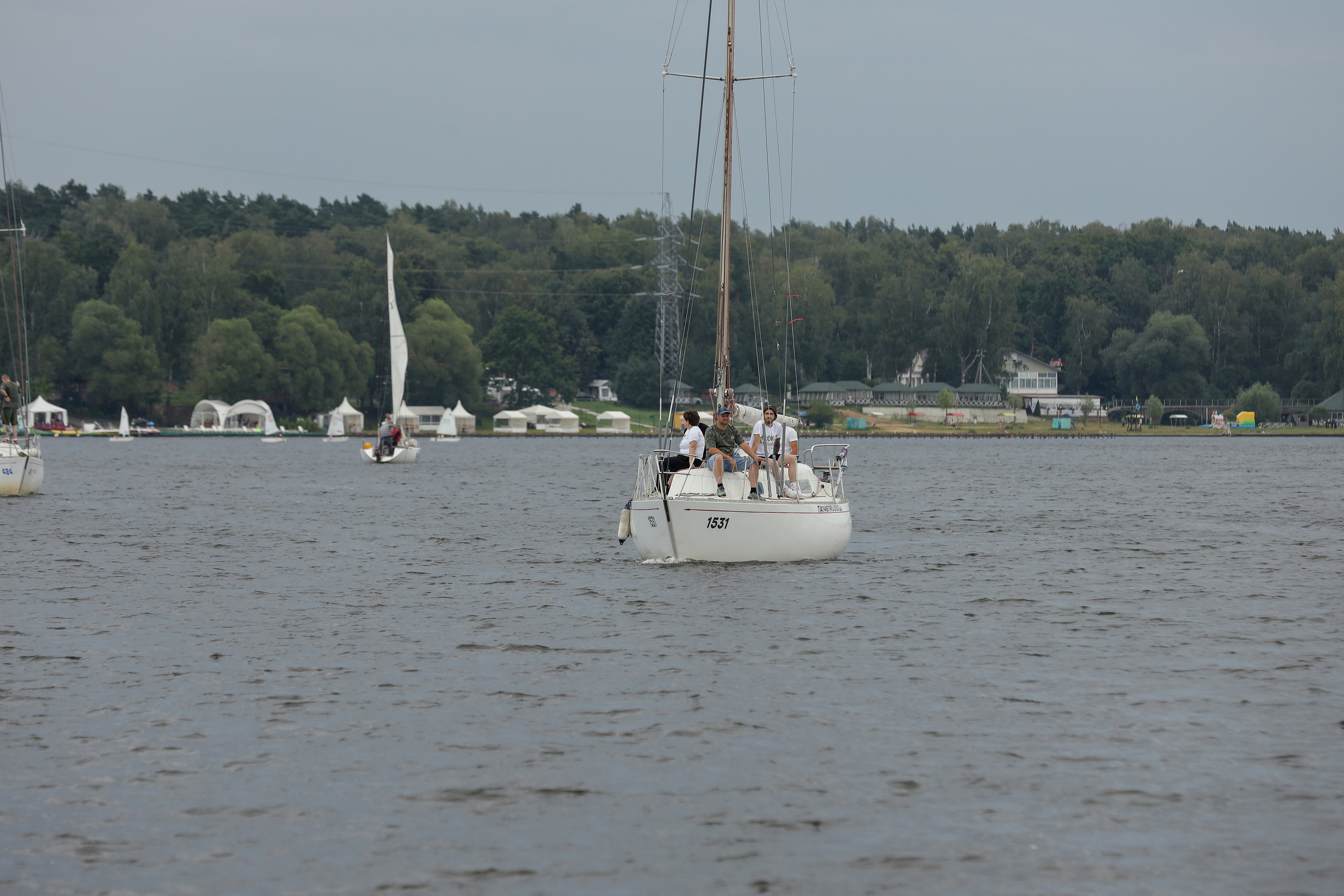 Фасадные решения — Регата. Фотограф Антон Чупринин